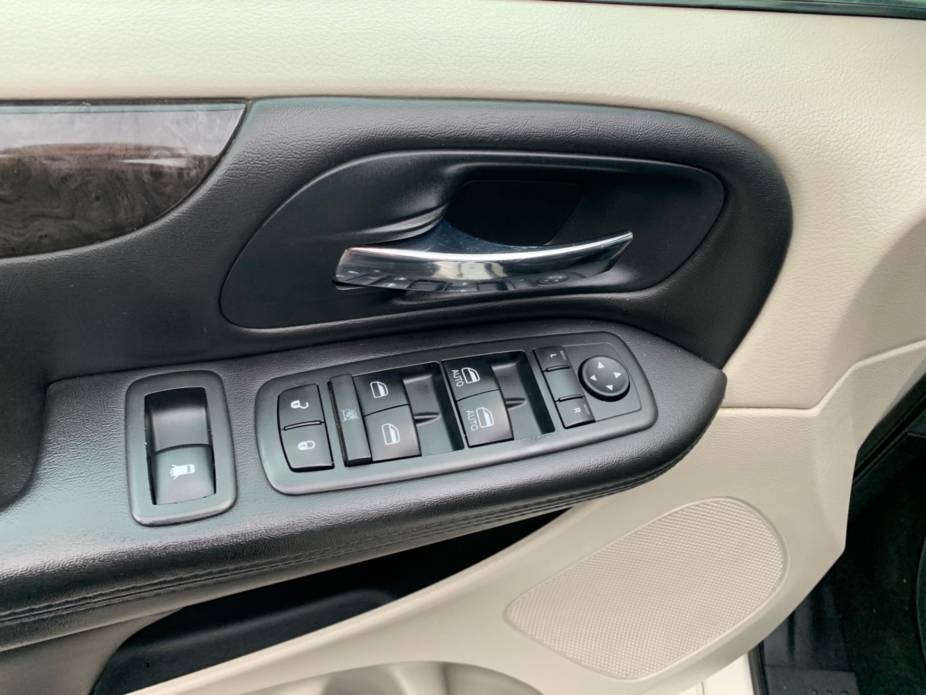 /enixmotorsportltd/2013-Dodge-GrandCaravan-45357718636603006.jpg