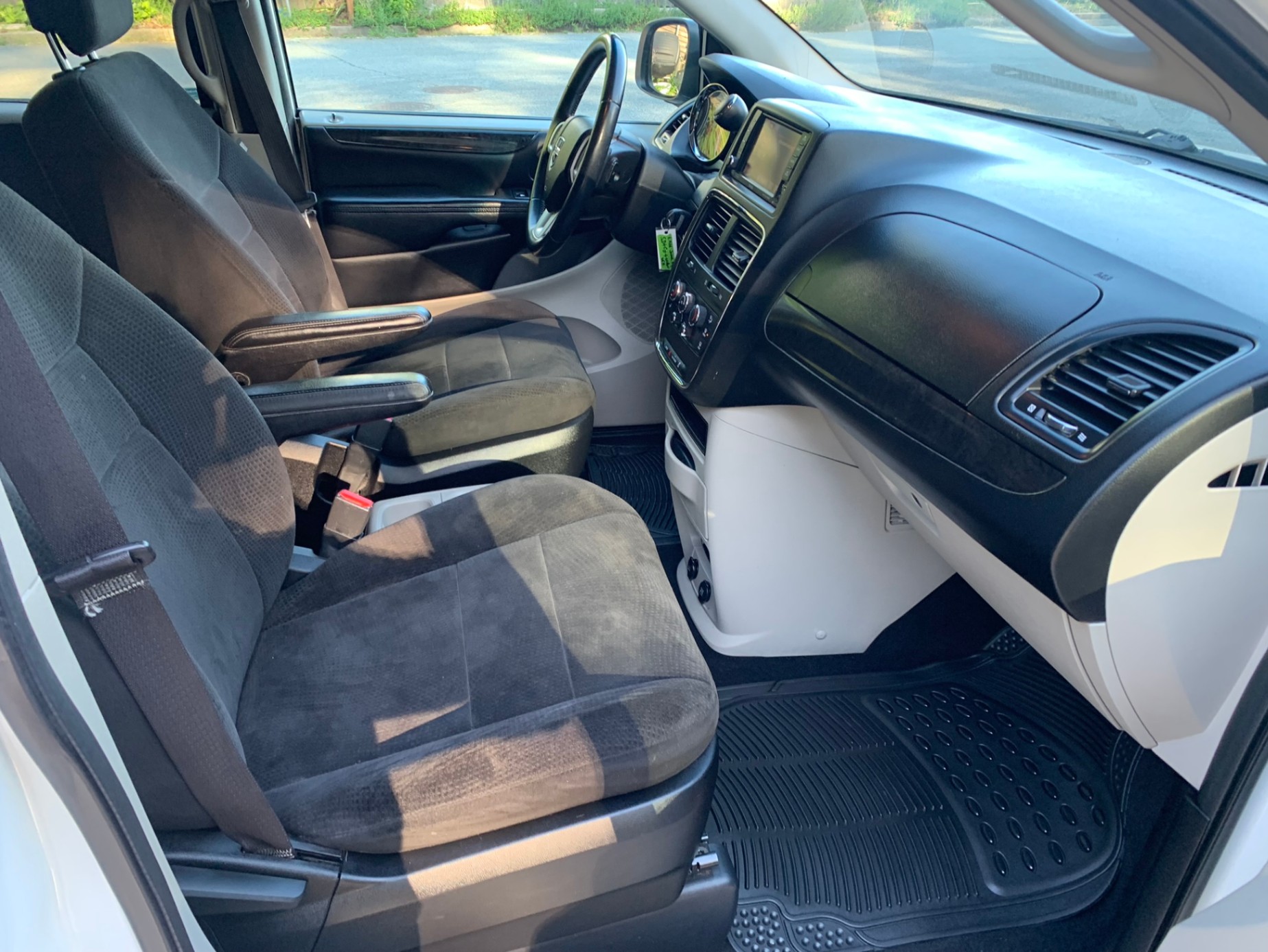 /enixmotorsportltd/2013-Dodge-GrandCaravan-46732041501828836.jpg