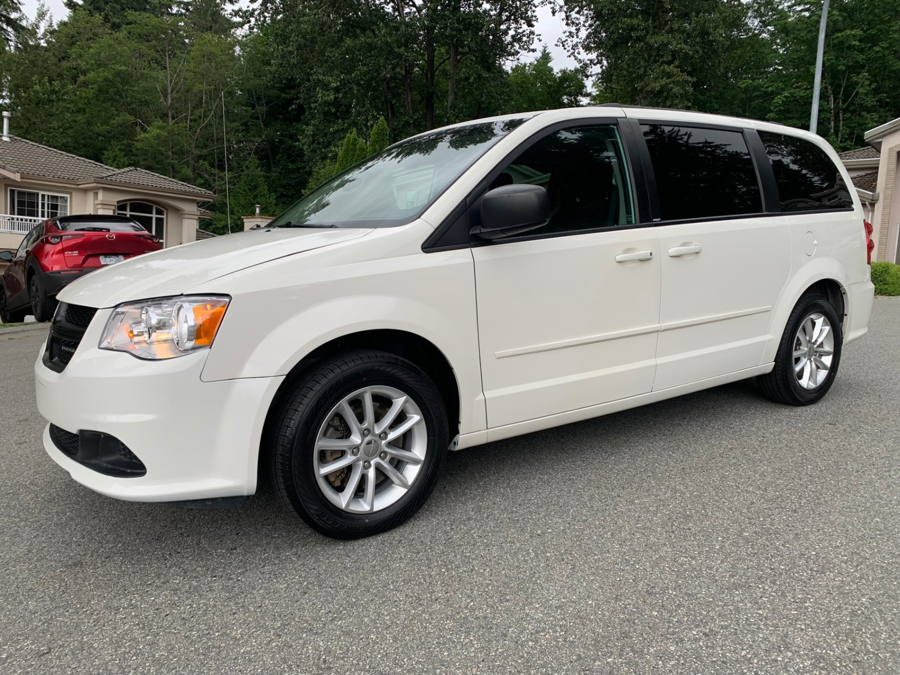 /enixmotorsportltd/2013-Dodge-GrandCaravan-7919131793922101.jpg