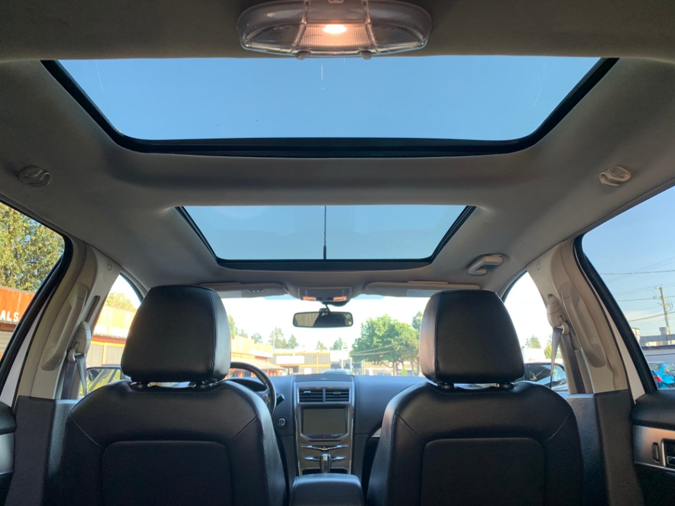 /enixmotorsportltd/2013-Lincoln-MKX-03297660997027574.jpg