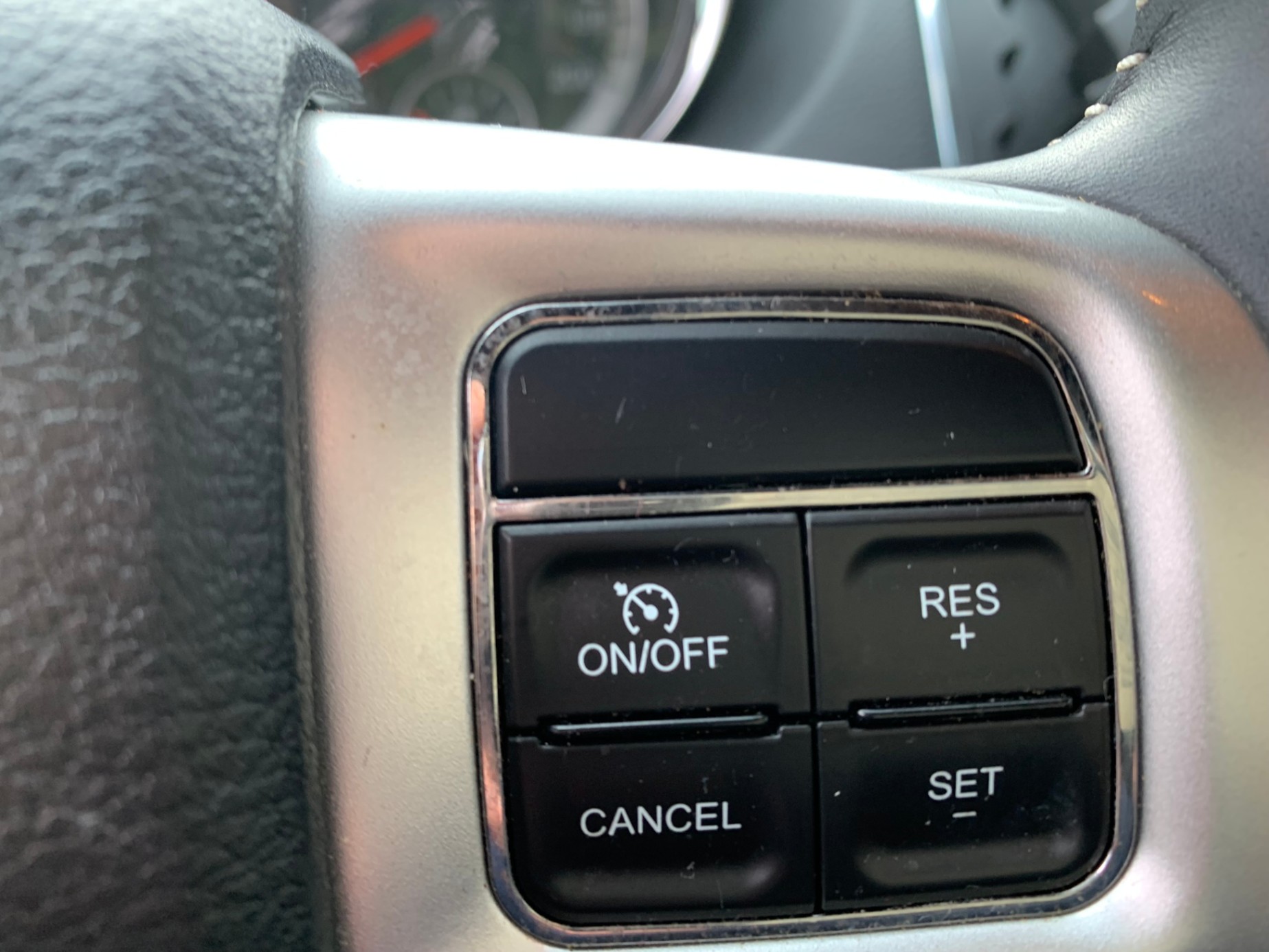 /enixmotorsportltd/2014-Dodge-GrandCaravan-3018423217284636.jpg