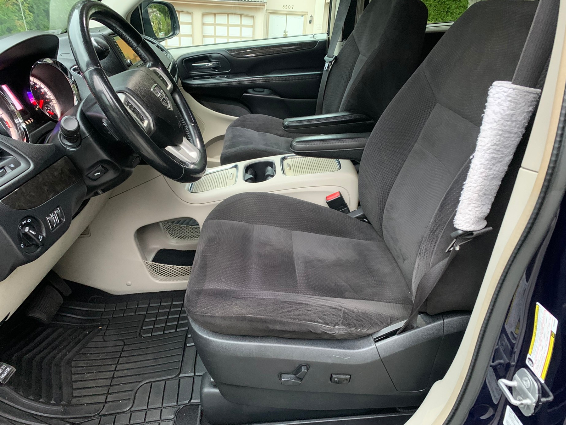 /enixmotorsportltd/2014-Dodge-GrandCaravan-5705420919877999.jpg
