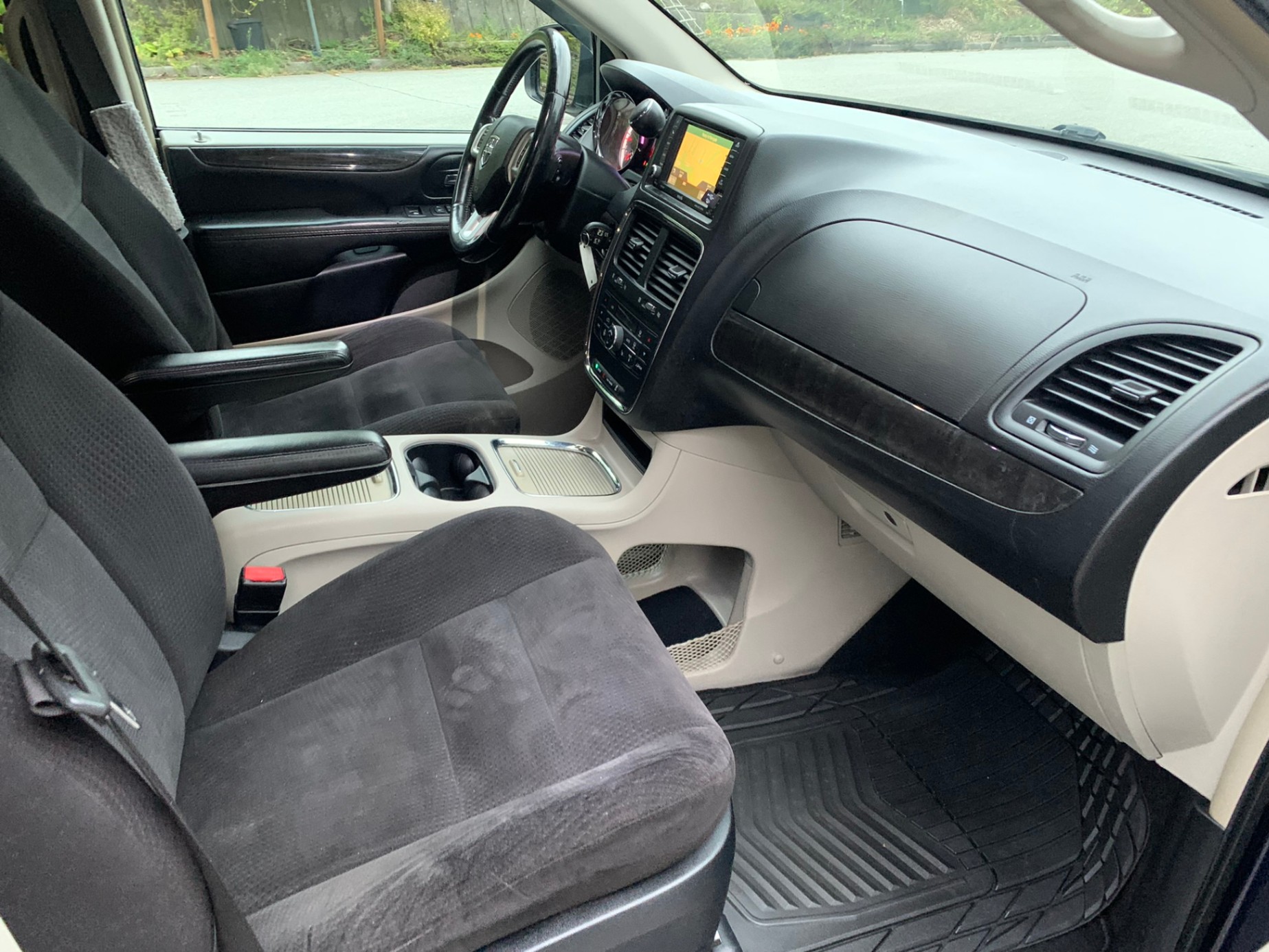 /enixmotorsportltd/2014-Dodge-GrandCaravan-899862817434036.jpg