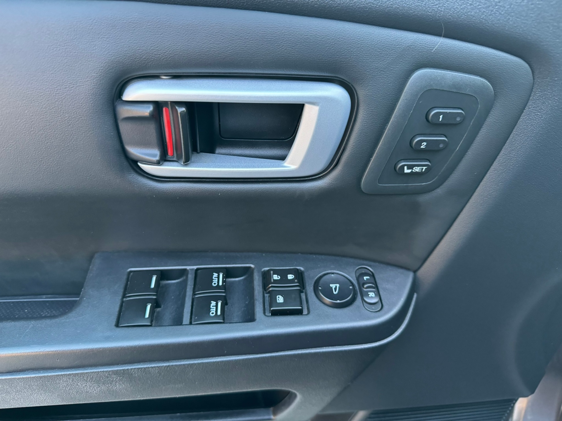 /enixmotorsportltd/2014-Honda-Pilot-9140260307729866.jpg