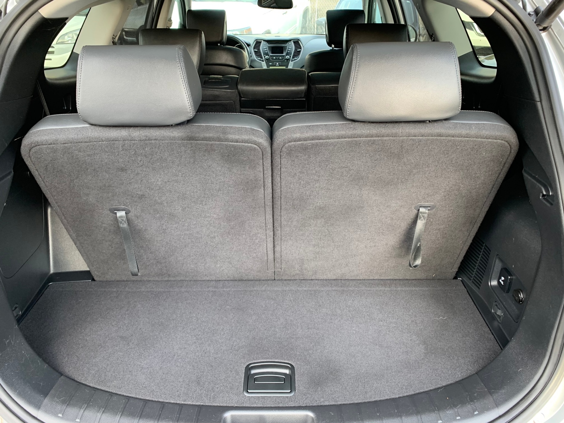 /enixmotorsportltd/2014-Hyundai-SantaFe-354926268698762.jpg