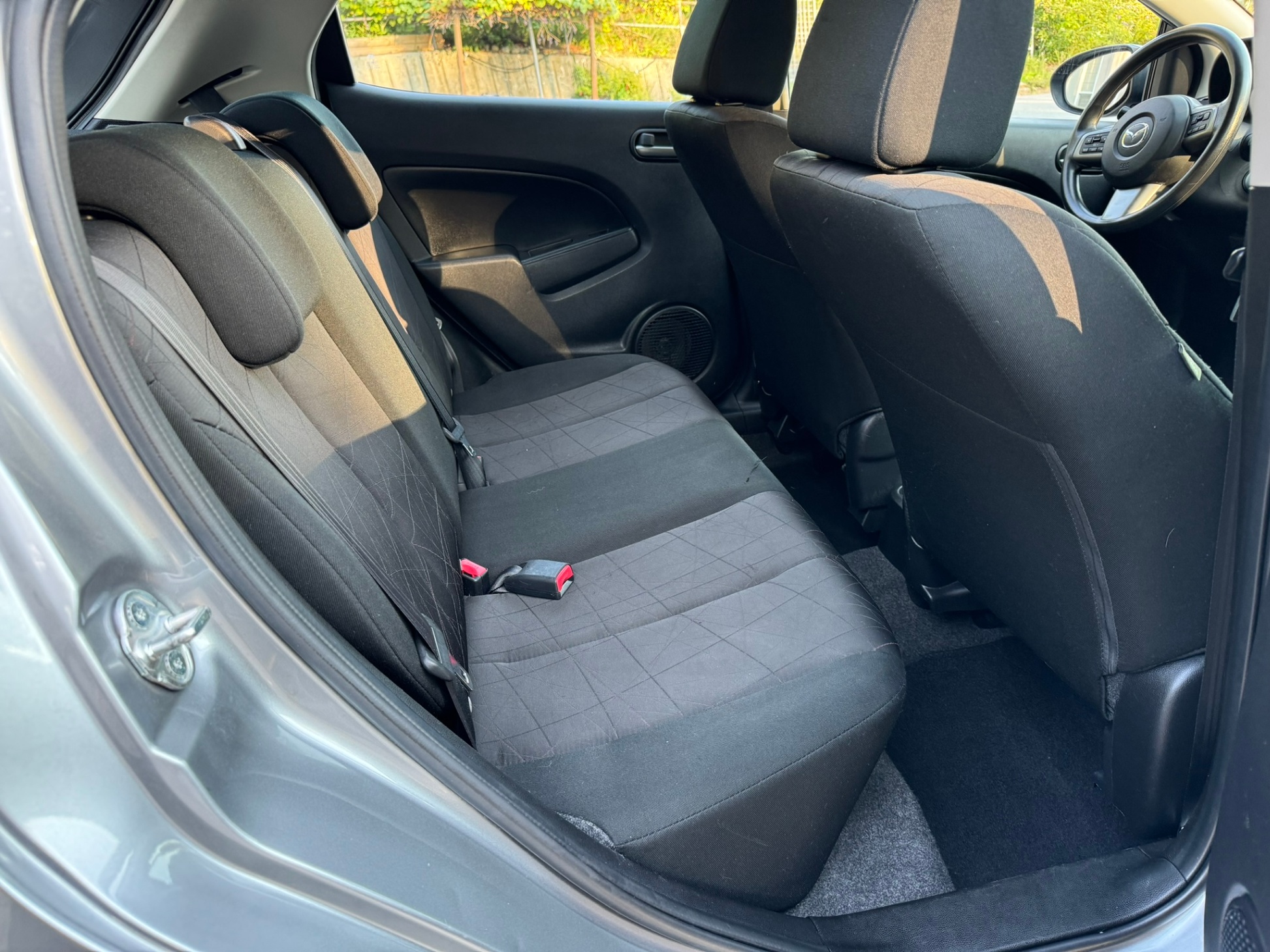 /enixmotorsportltd/2014-Mazda-Mazda2-0024454872901260583.jpg
