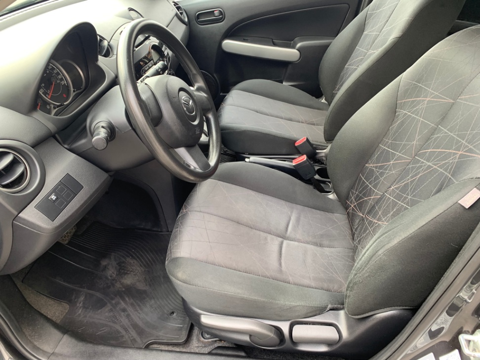 /enixmotorsportltd/2014-Mazda-Mazda2-22705618542713868.jpg