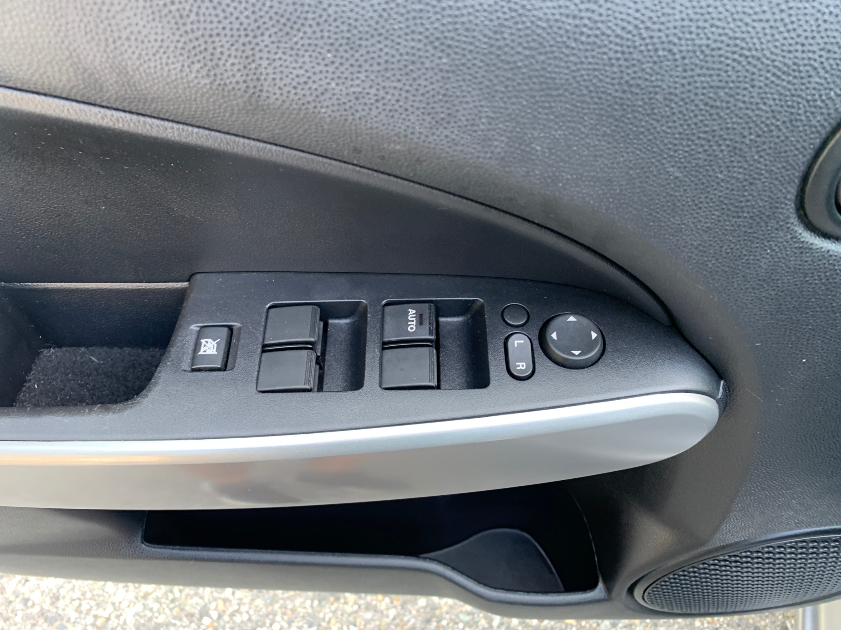 /enixmotorsportltd/2014-Mazda-Mazda2-4513363231190177.jpg
