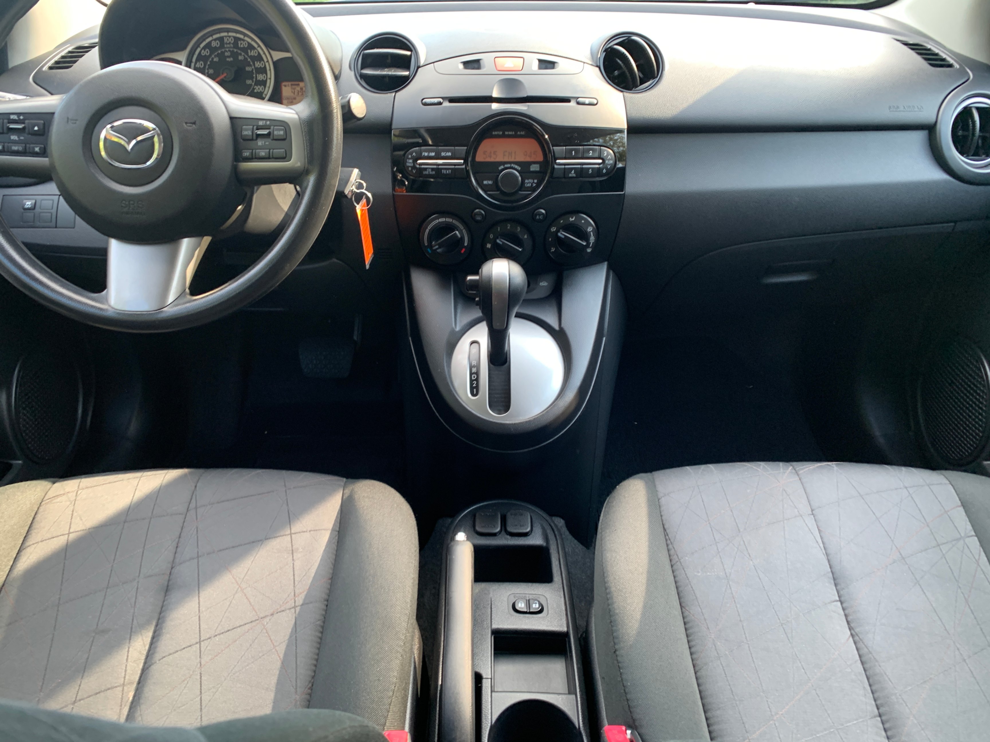 /enixmotorsportltd/2014-Mazda-Mazda2-7243367432126928.jpg