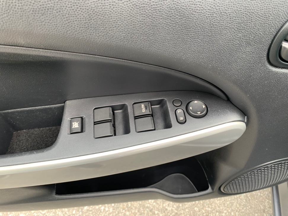 /enixmotorsportltd/2014-Mazda-Mazda2-8111756837184907.jpg