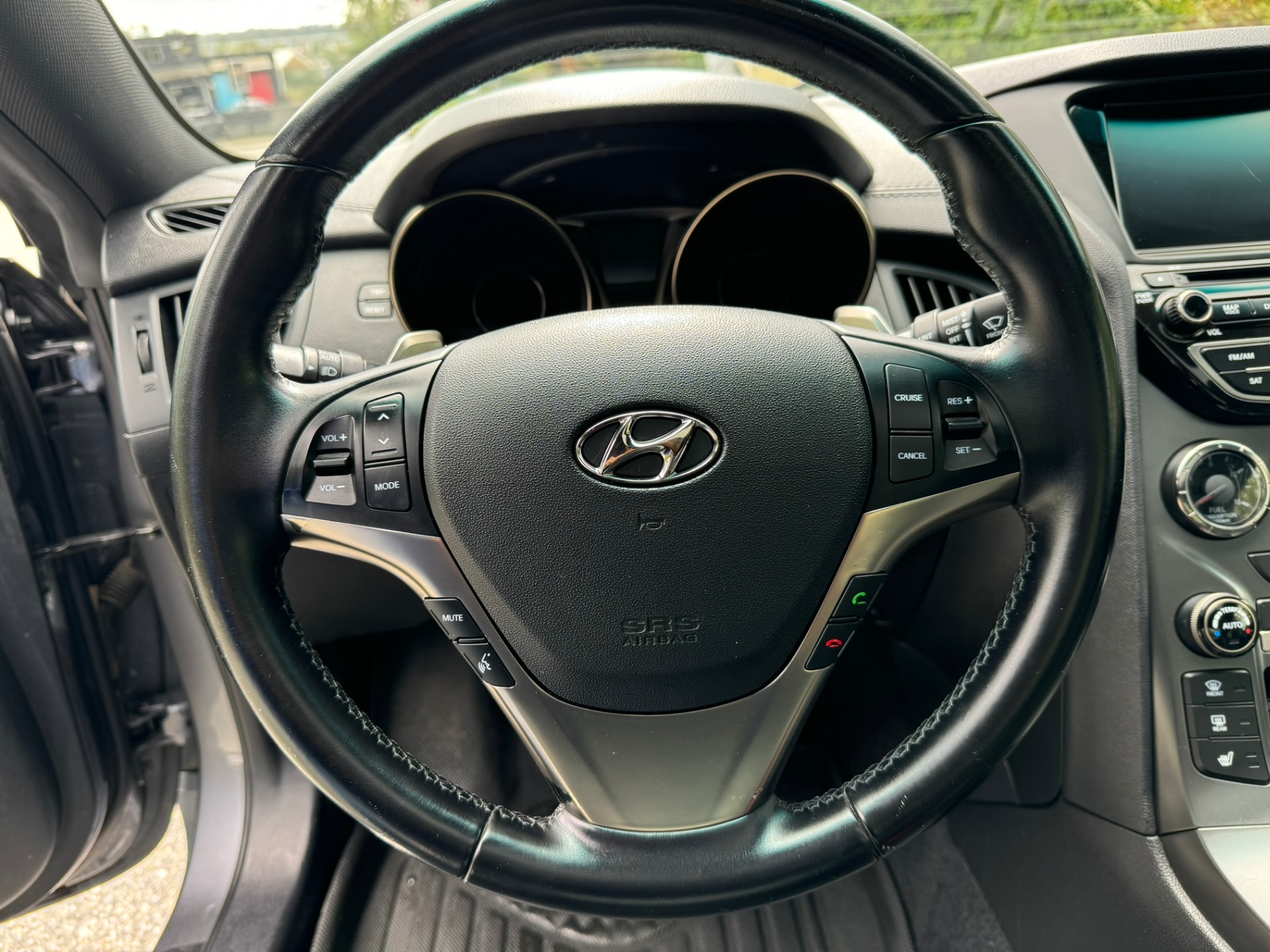 /enixmotorsportltd/2015-Hyundai-Genesis-9455016946336772.jpg