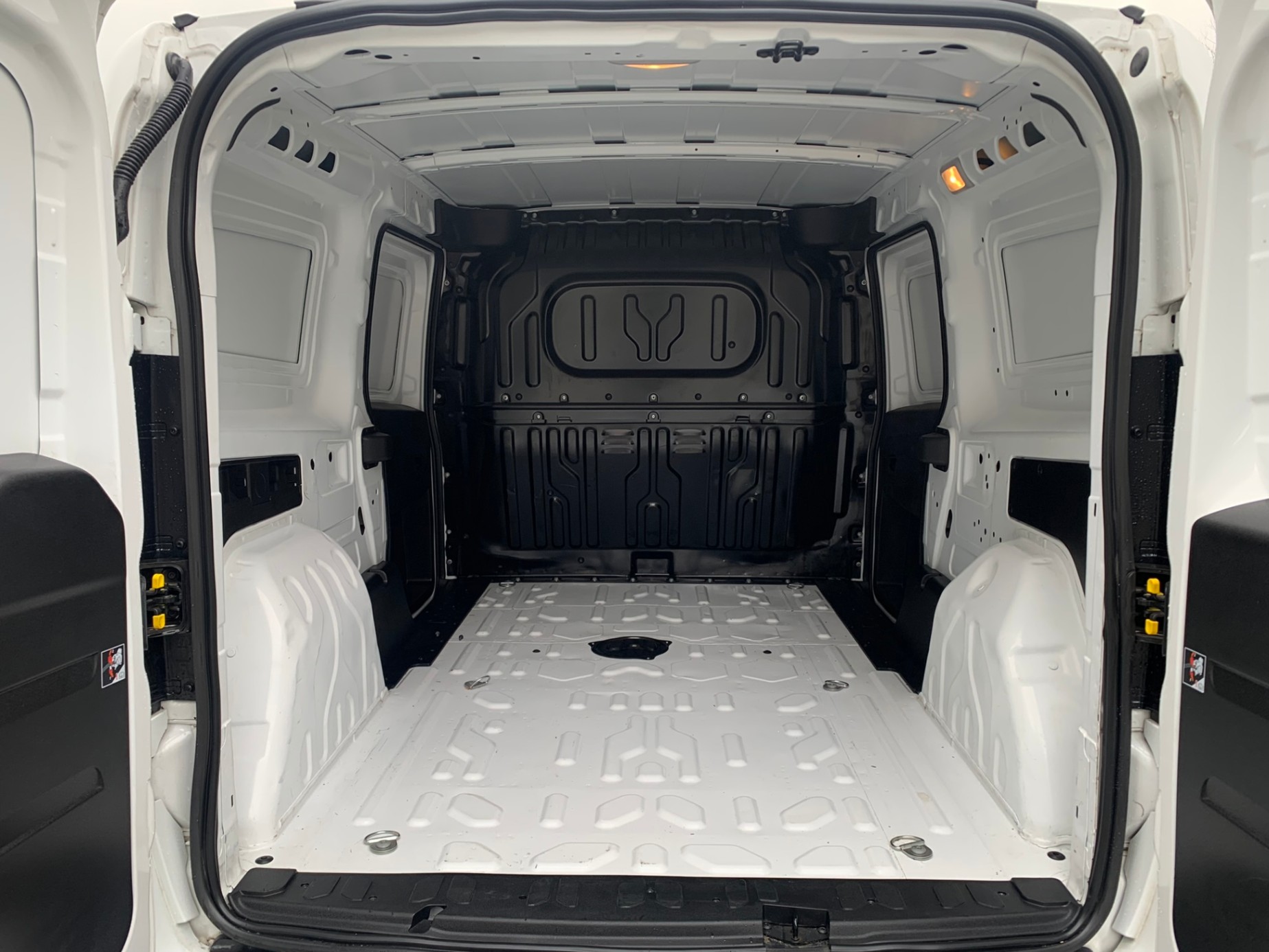 /enixmotorsportltd/2021-Ram-ProMasterCity-36158074903317106.jpg