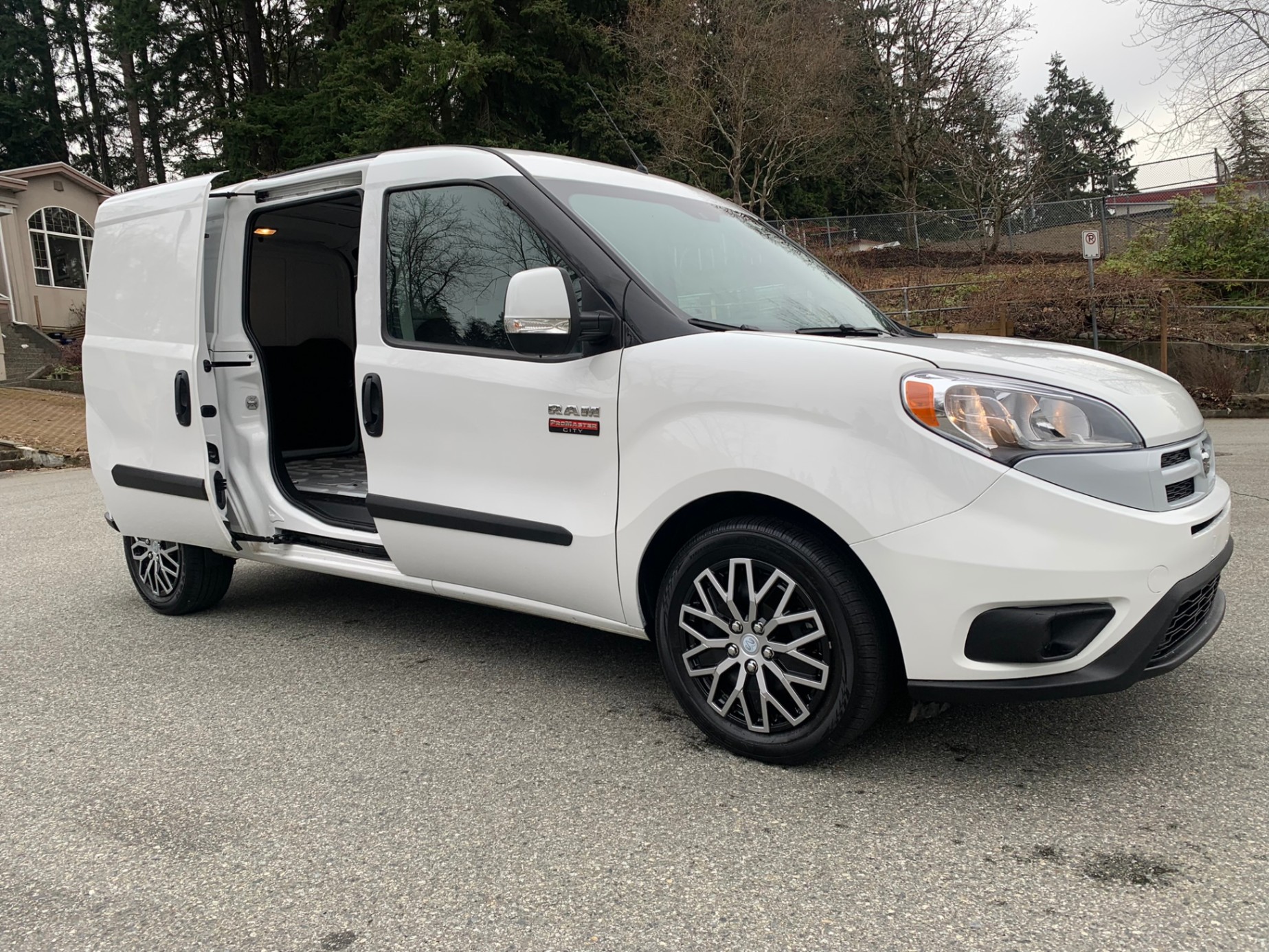 /enixmotorsportltd/2021-Ram-ProMasterCity-48783994630862626.jpg