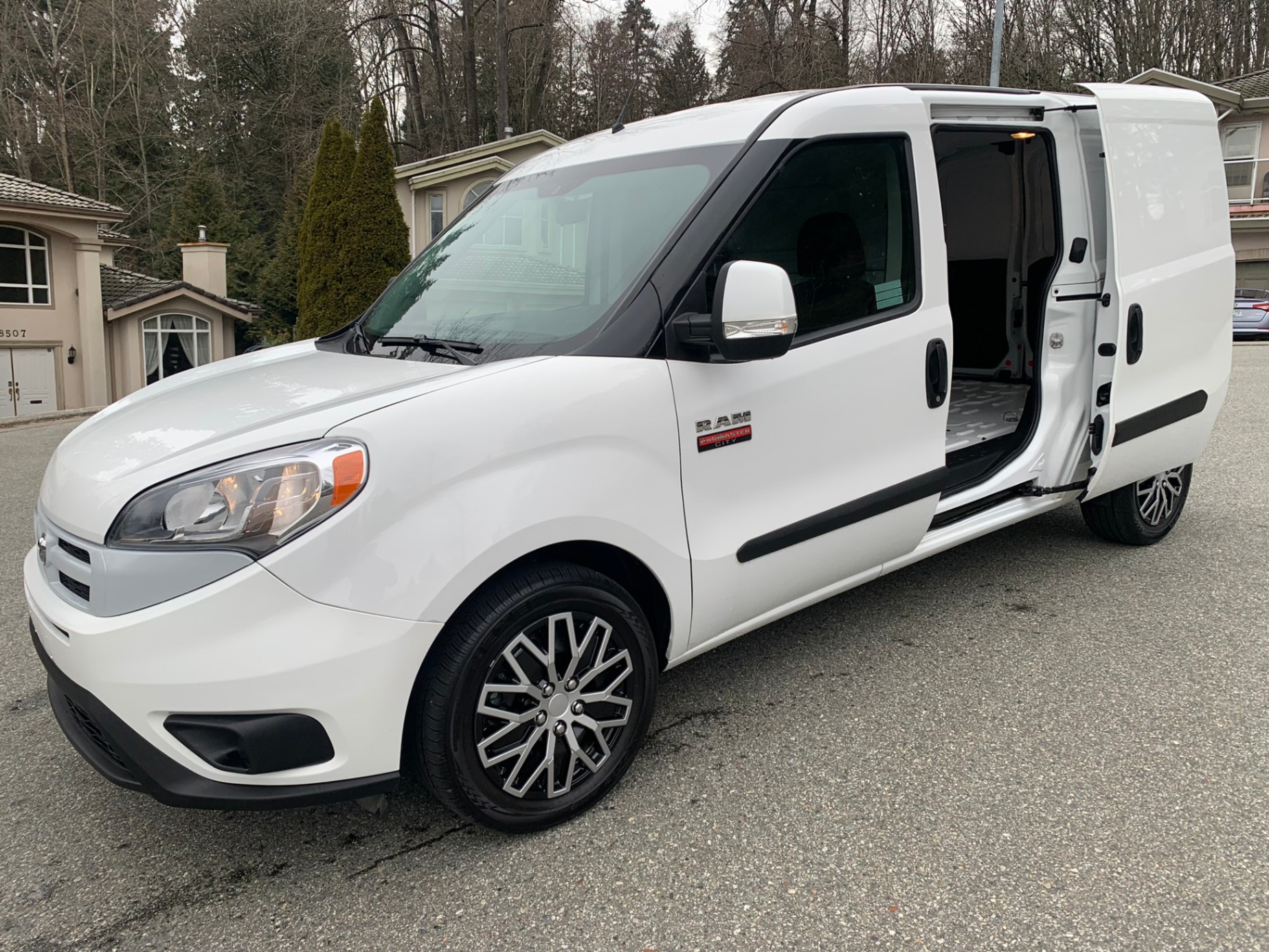 /enixmotorsportltd/2021-Ram-ProMasterCity-892371917132978.jpg