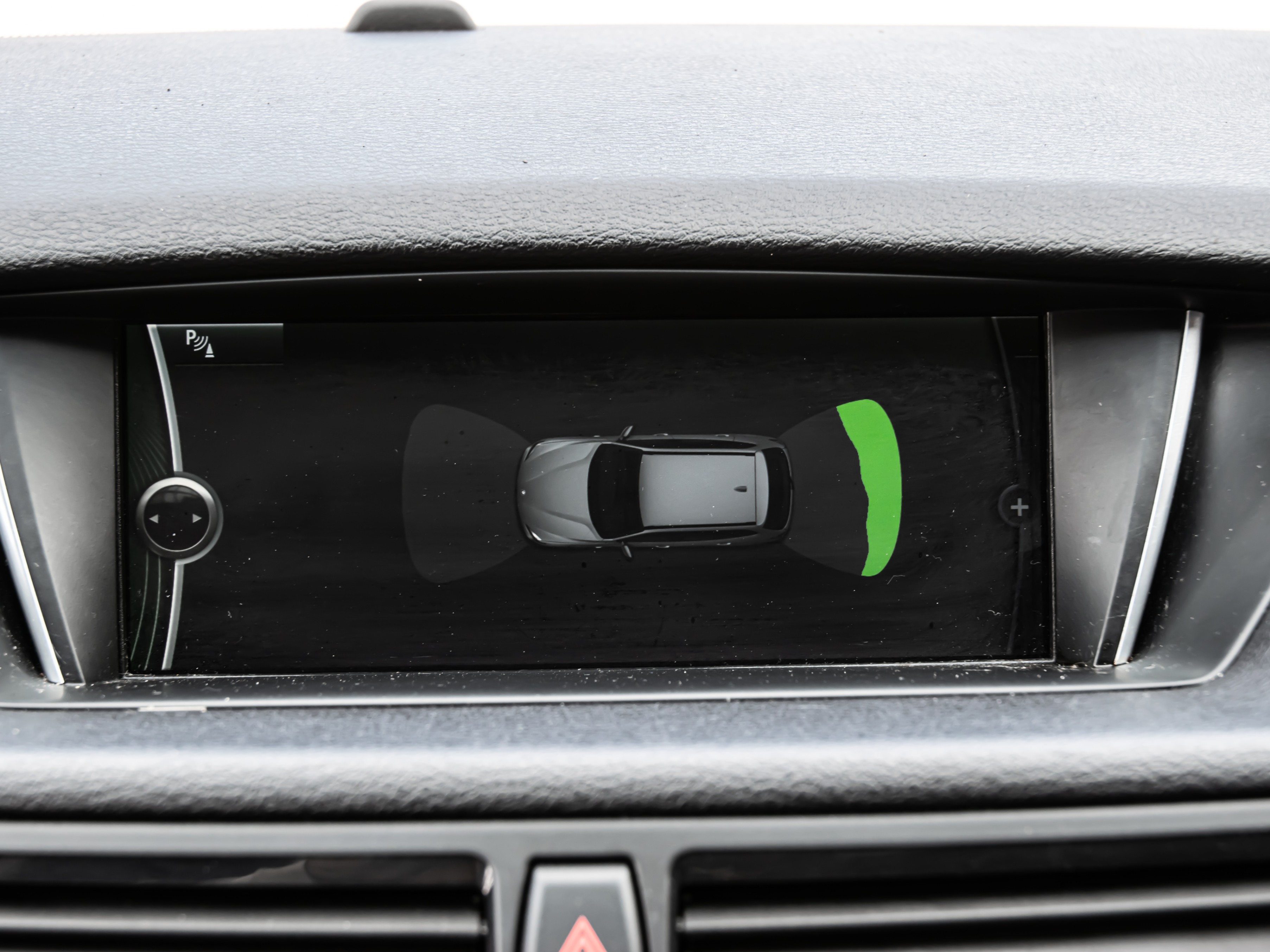 /firstgearmotorcar/2015-BMW-X1-041503138515835536.jpg