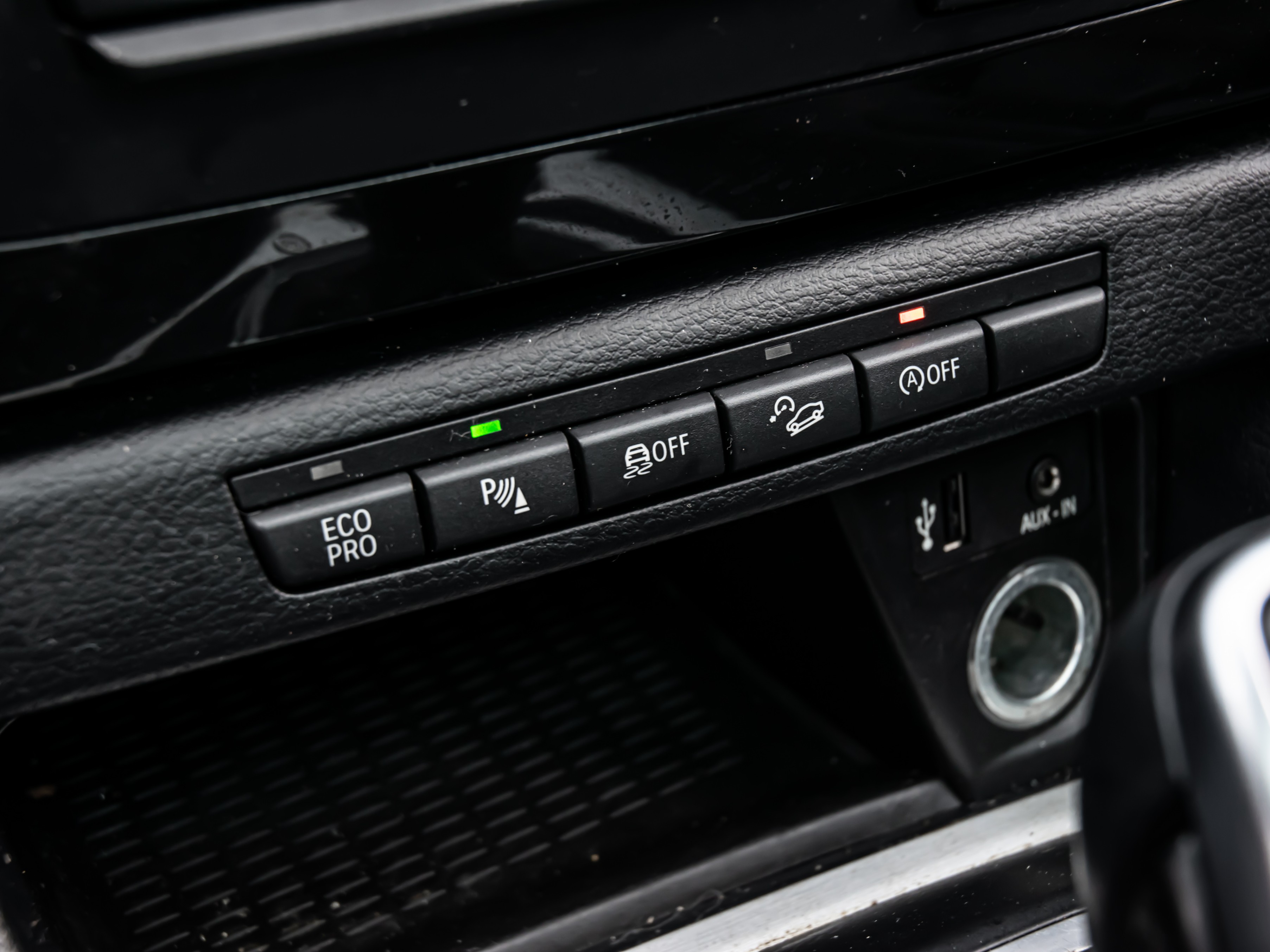 /firstgearmotorcar/2015-BMW-X1-3403902839838613.jpg