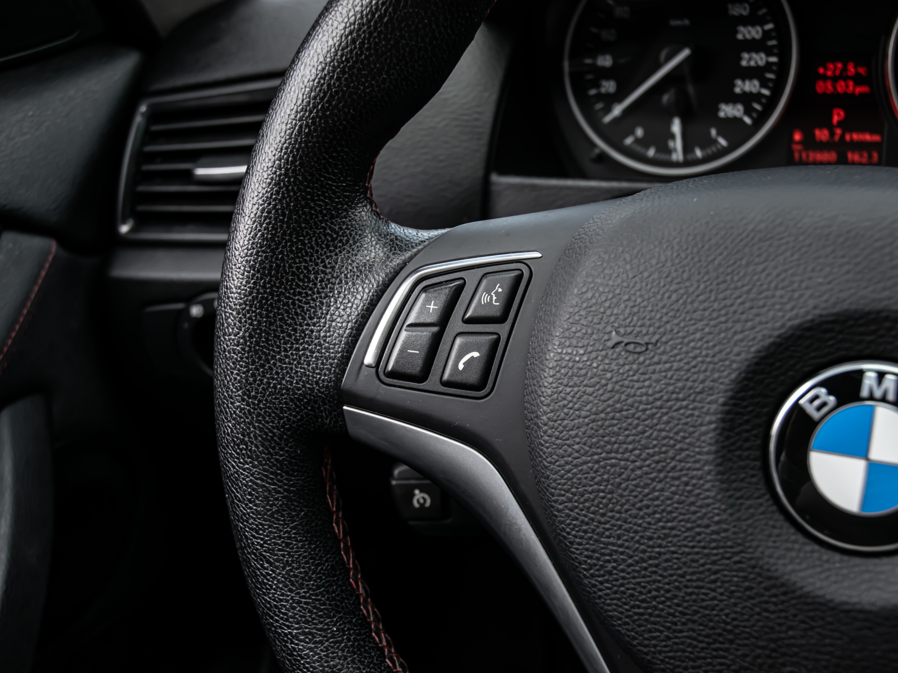 /firstgearmotorcar/2015-BMW-X1-34161002939494867.jpg
