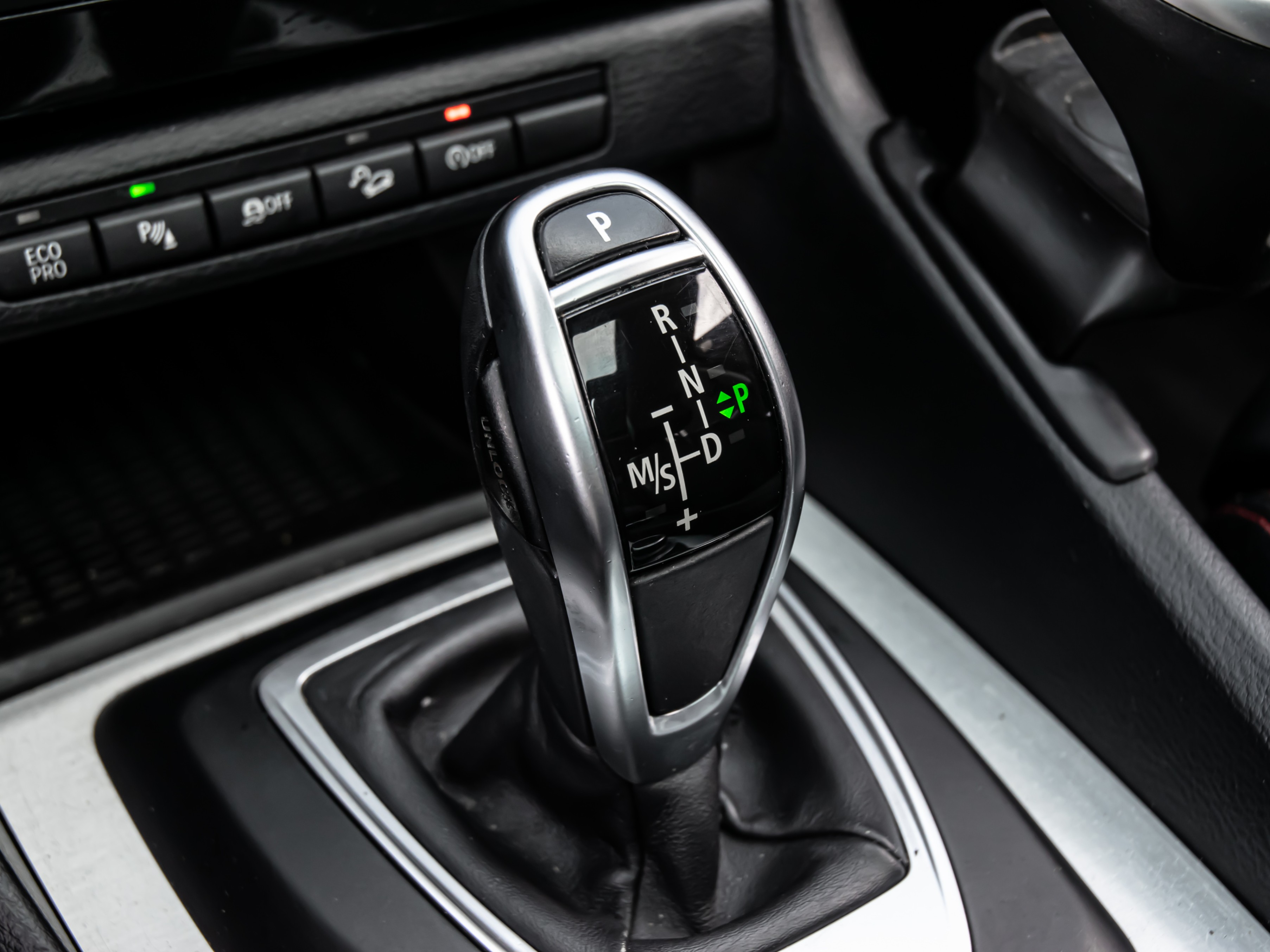 /firstgearmotorcar/2015-BMW-X1-42215628528965654.jpg