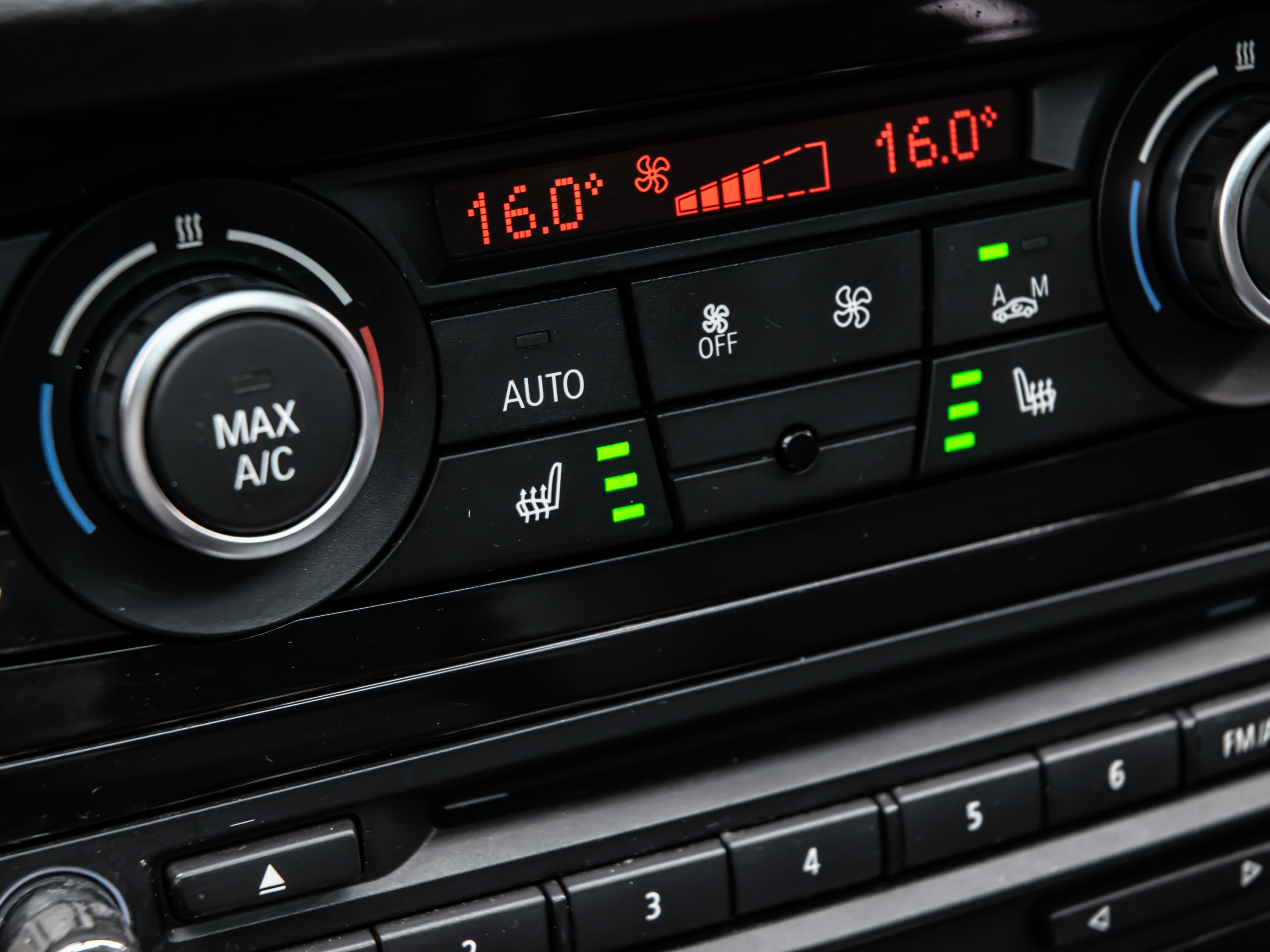 /firstgearmotorcar/2015-BMW-X1-7021299170377662.jpg