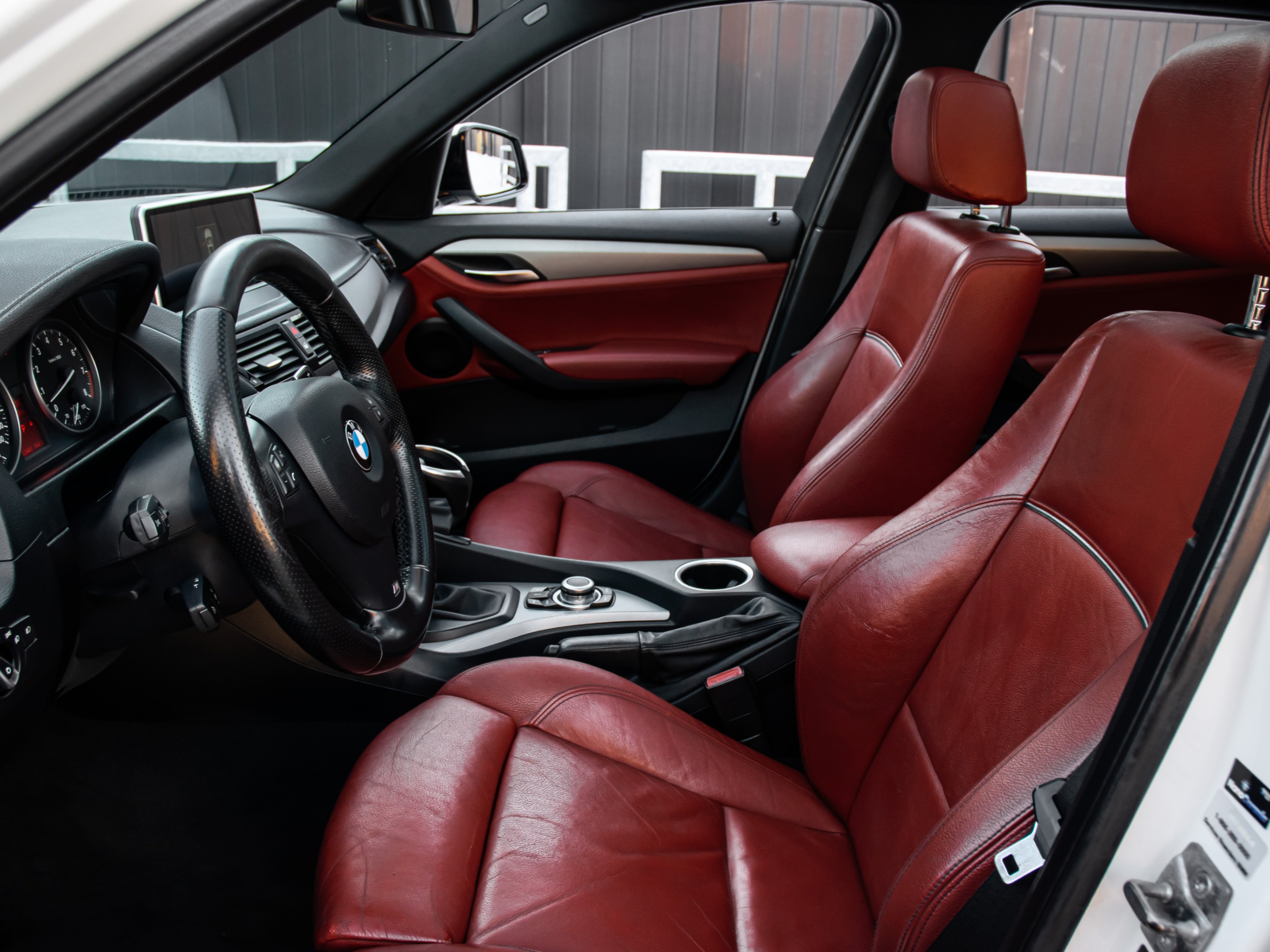 /firstgearmotorcar/2015-BMW-X1-828327348785993.jpg