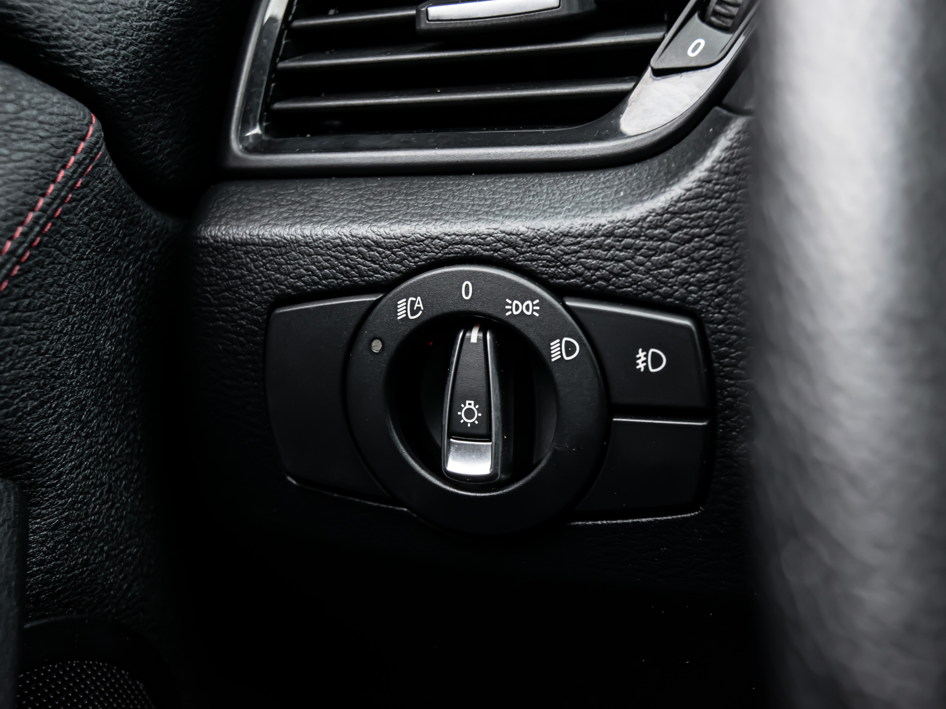 /firstgearmotorcar/2015-BMW-X1-8528052750011121.jpg
