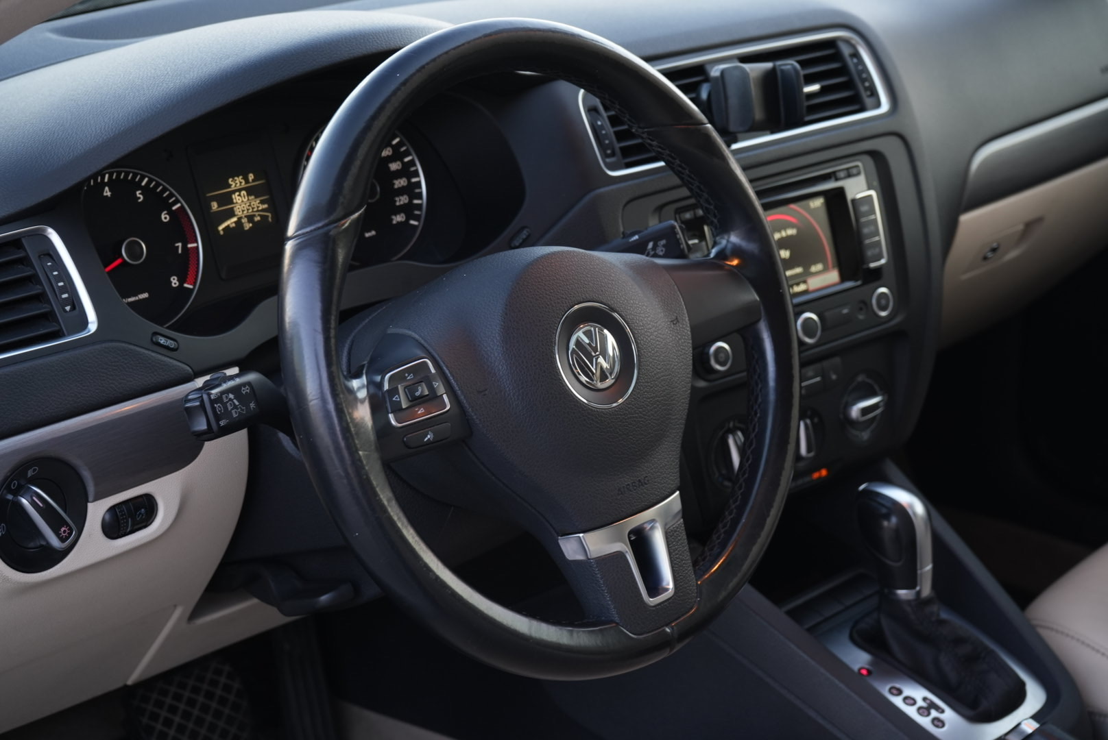 /firstmotors/2014-Volkswagen-Jetta-20553758302990777.jpg
