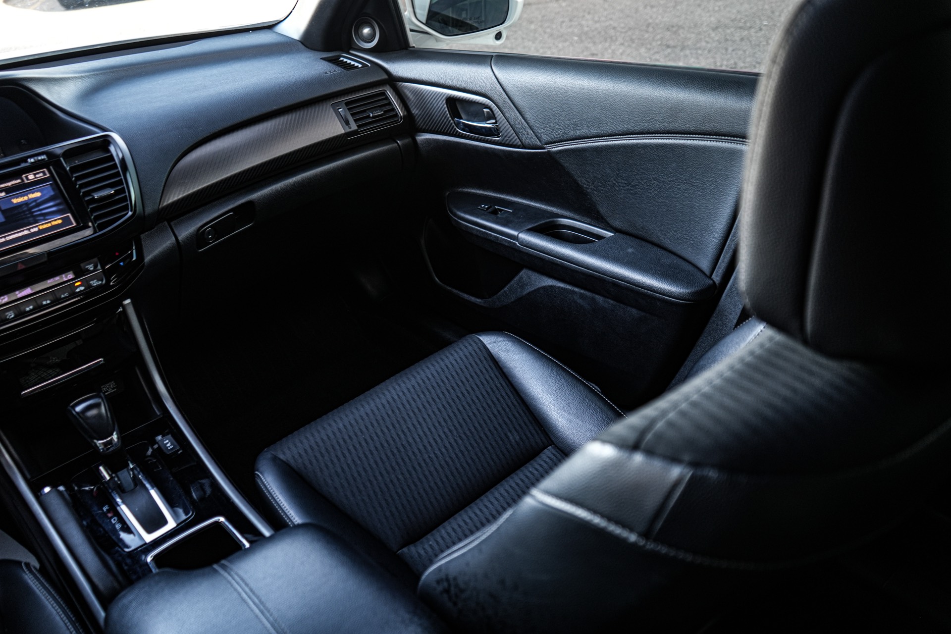 /firstmotors/2016-Honda-Accord-6063564335563083.jpg