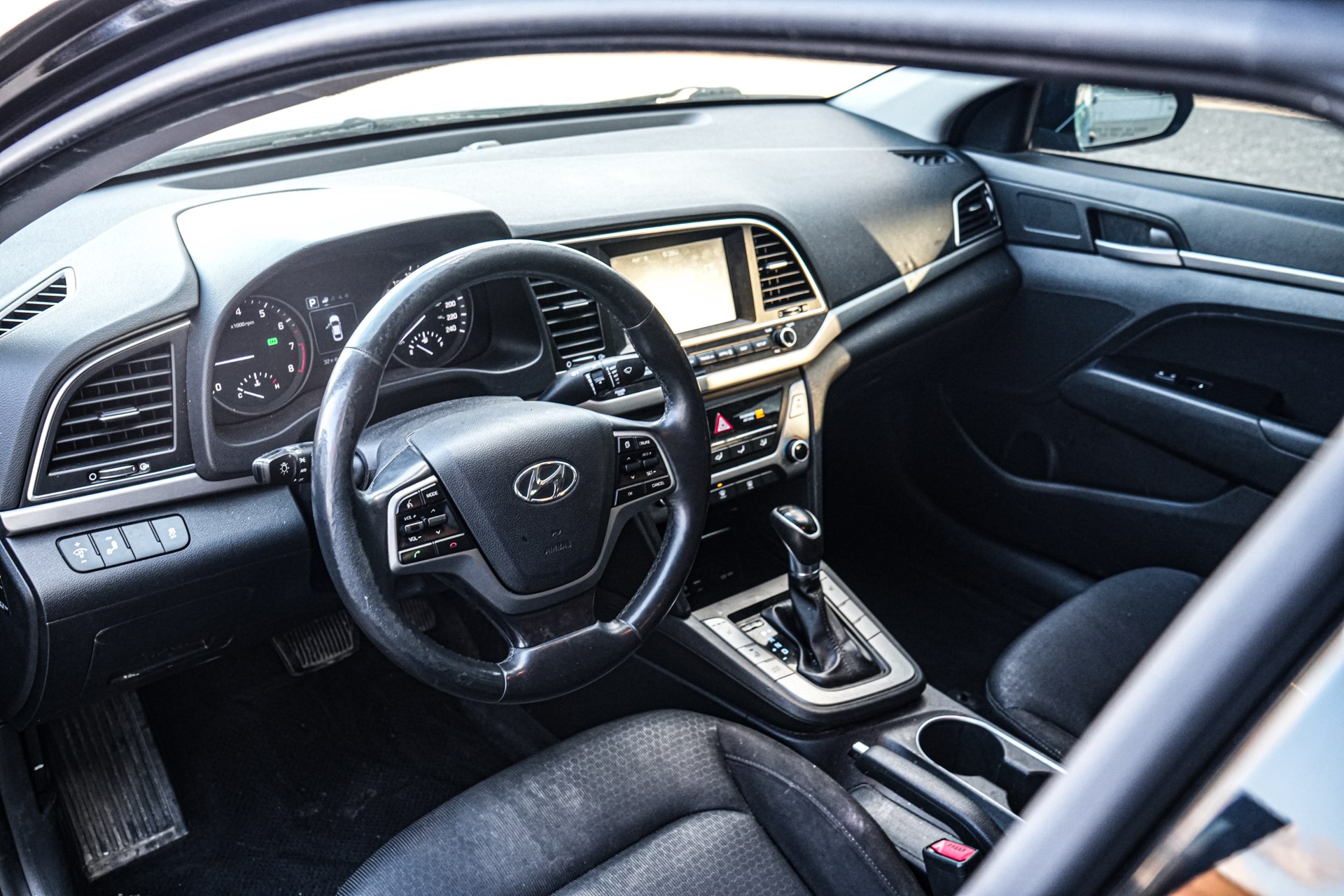 /firstmotors/2017-Hyundai-Elantra-42935249843258805.jpg