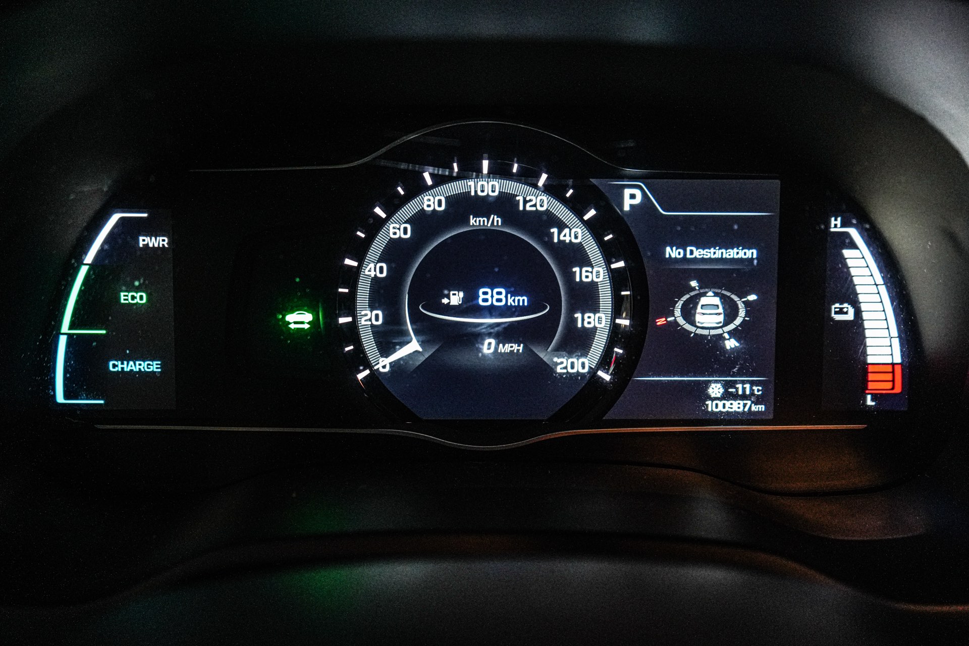/firstmotors/2017-Hyundai-IoniqElectric-04800236752956044.jpg
