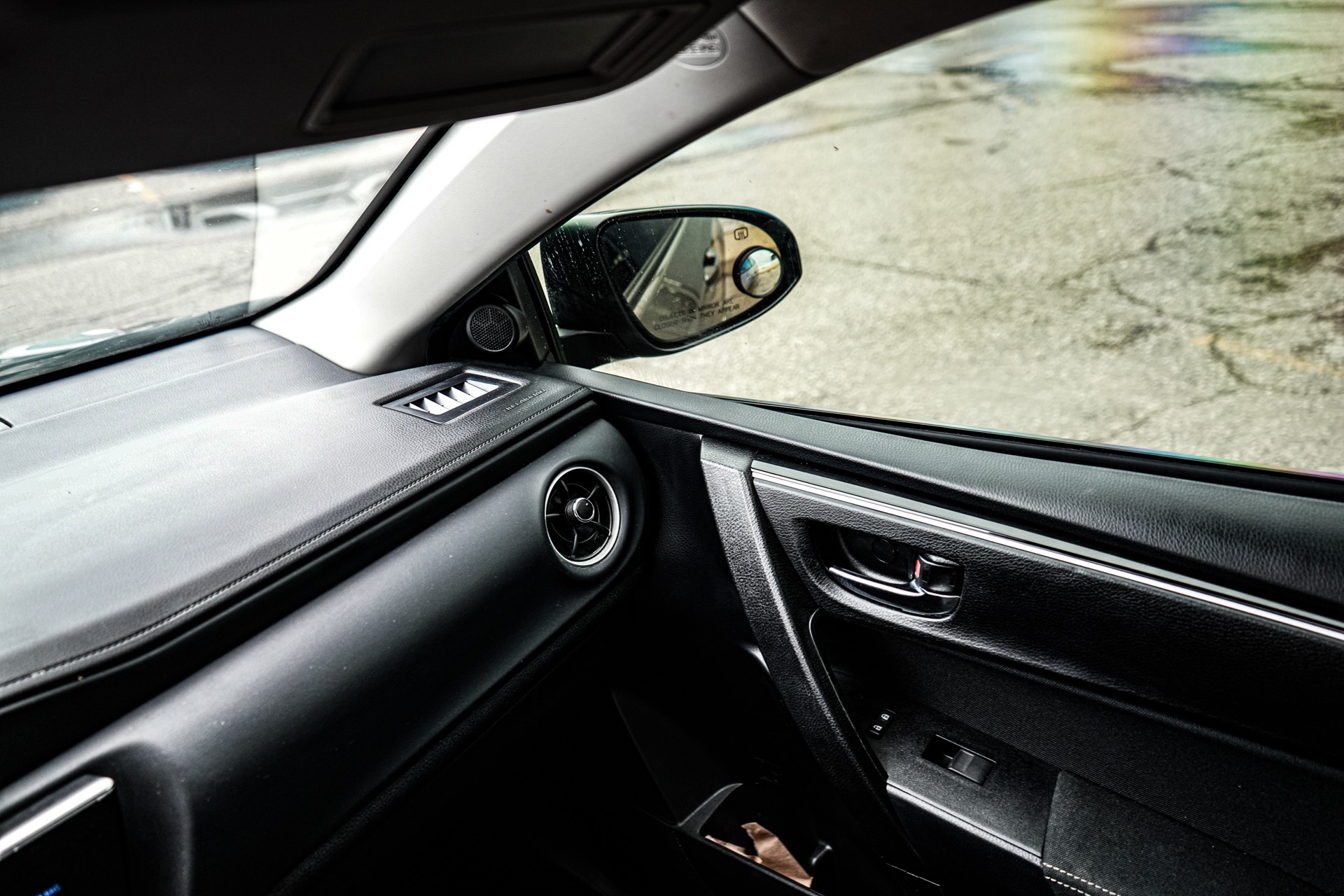 /firstmotors/2019-Toyota-Corolla-28980911855583447.jpg
