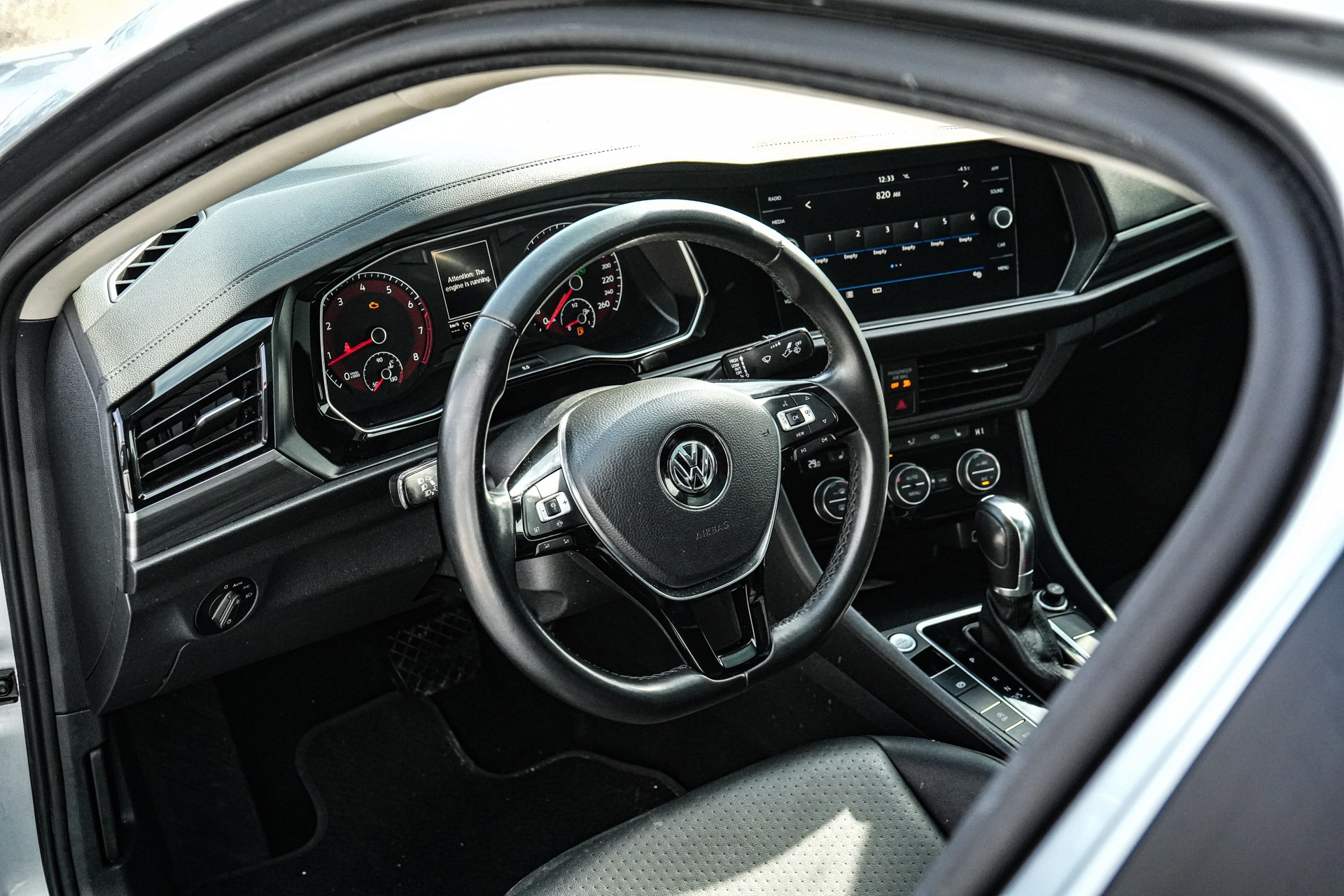 /firstmotors/2019-Volkswagen-Jetta-14400452718379242.jpg