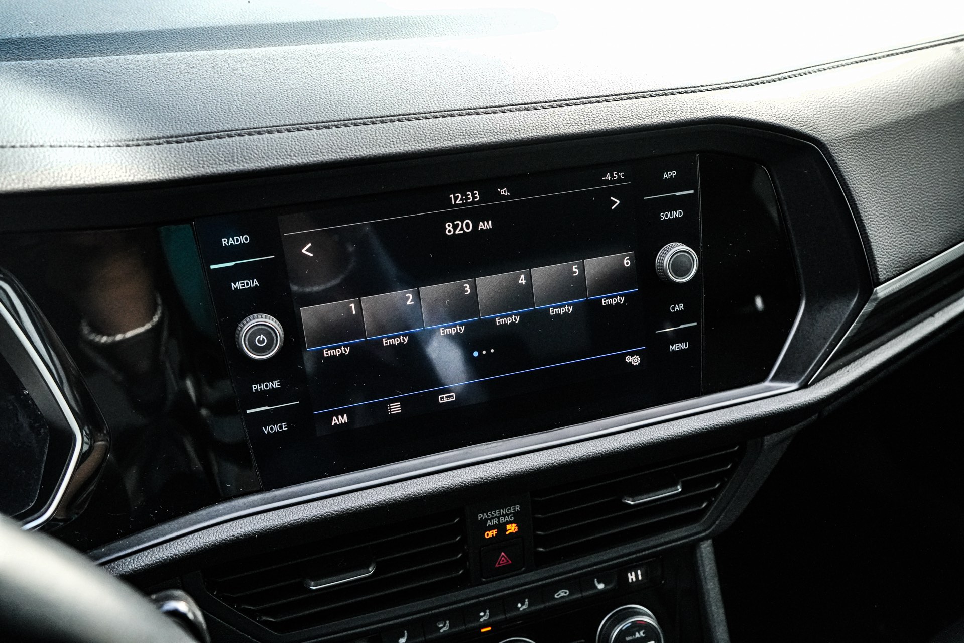 /firstmotors/2019-Volkswagen-Jetta-36333575553967234.jpg