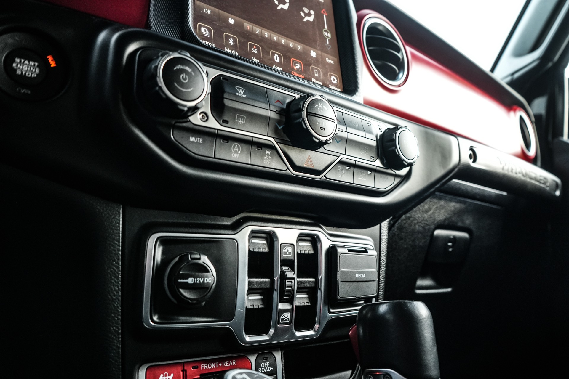 /firstmotors/2021-Jeep-Wrangler-3309815746956326.jpg