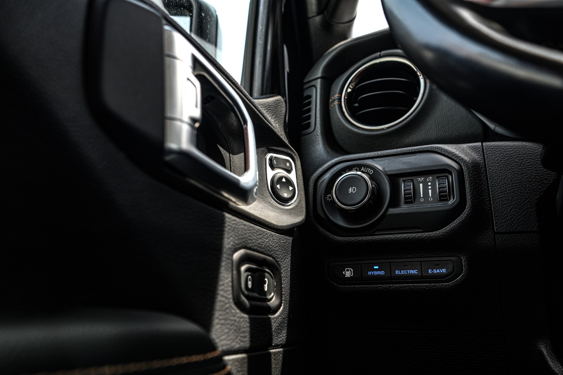 /firstmotors/2021-Jeep-Wrangler4xe-2763971191212784.jpg
