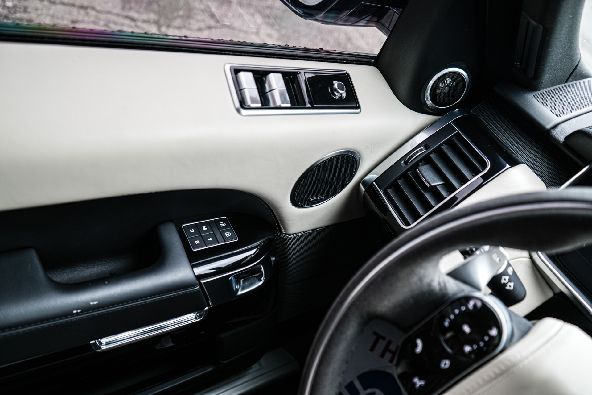 /firstmotors/2021-LandRover-RangeRover-40591790397987926.jpg