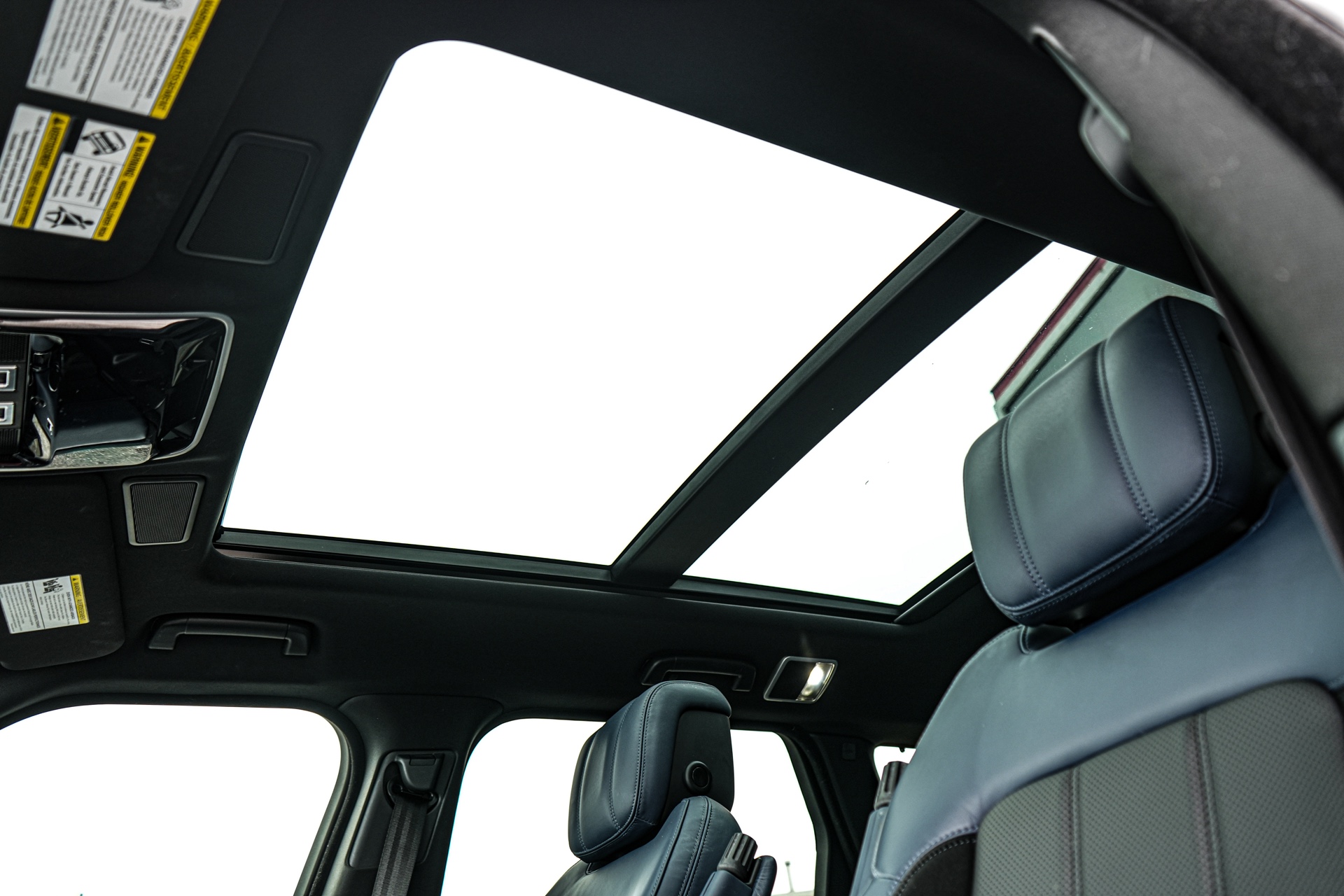 /firstmotors/2021-LandRover-RangeRover-5115141977201916.jpg