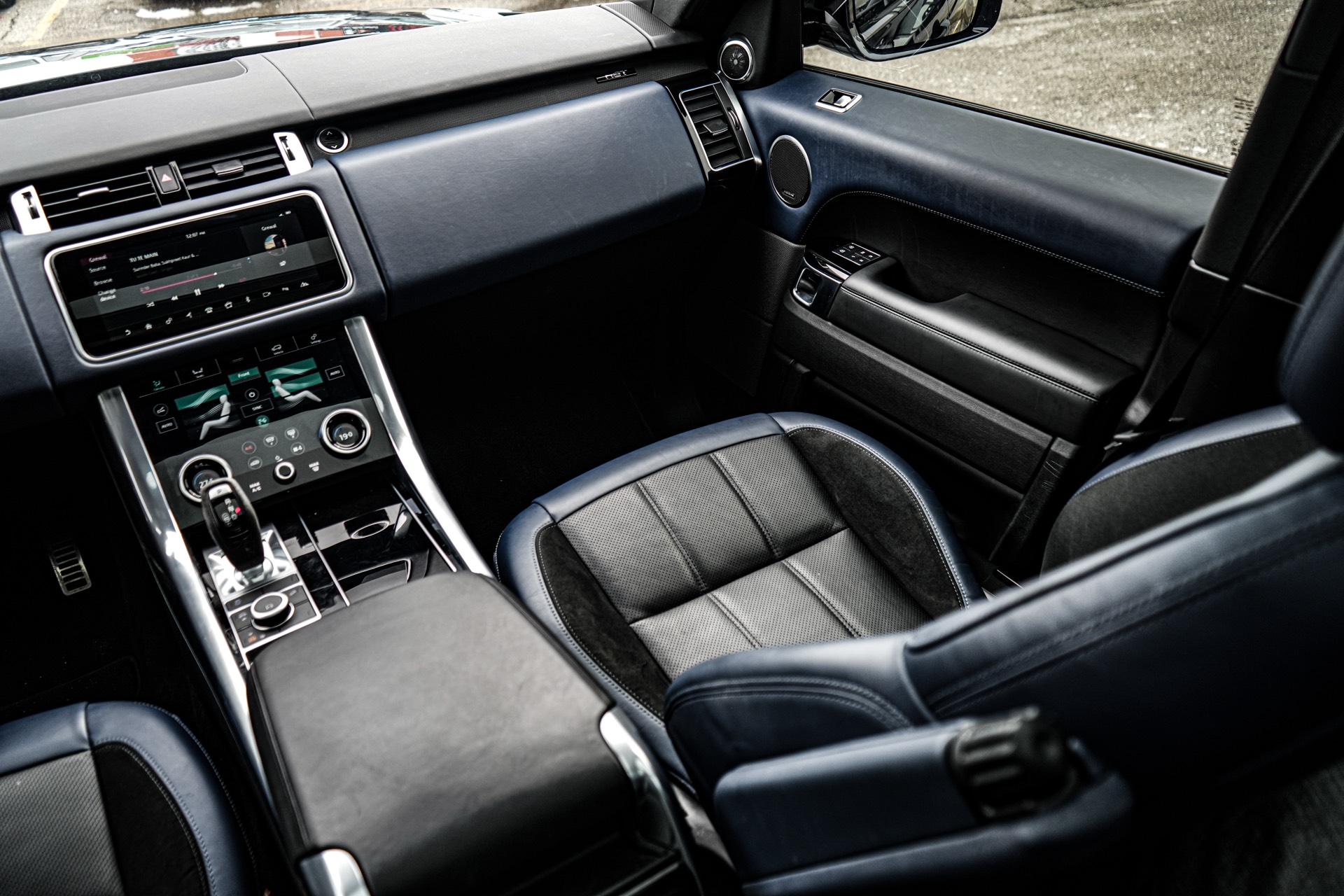 /firstmotors/2021-LandRover-RangeRover-7479192065638742.jpg
