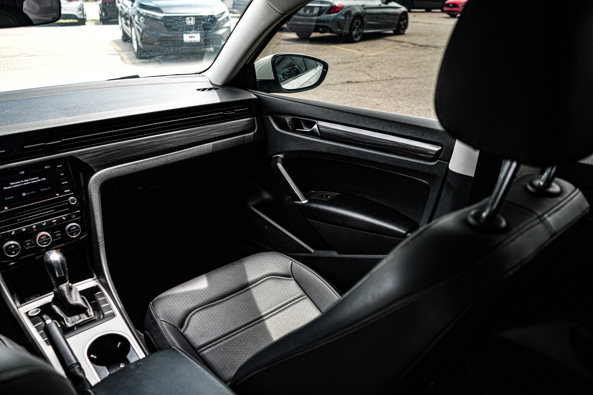 /firstmotors/2021-Volkswagen-Passat-03853061441664862.jpg