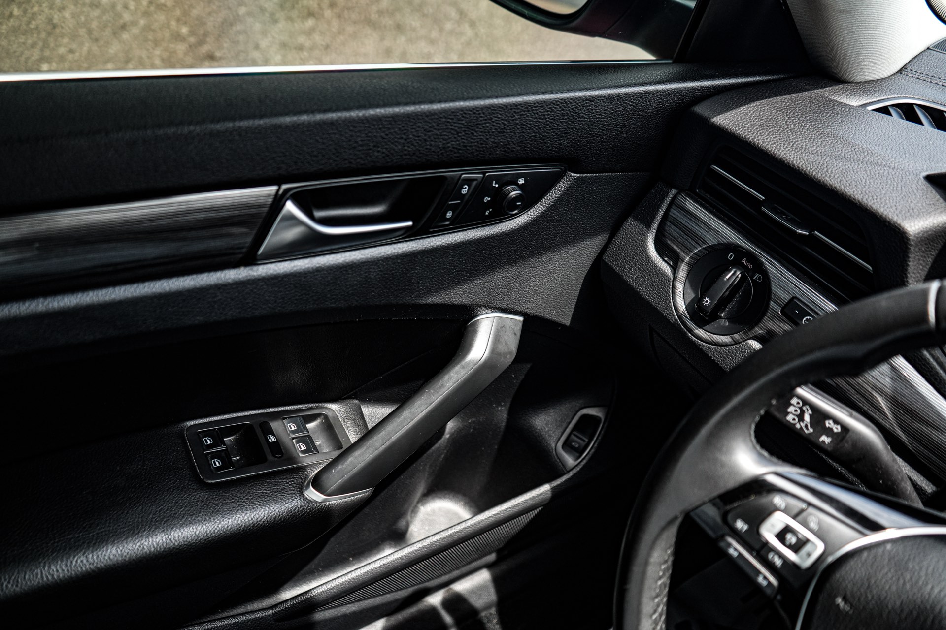 /firstmotors/2021-Volkswagen-Passat-4641754129069424.jpg