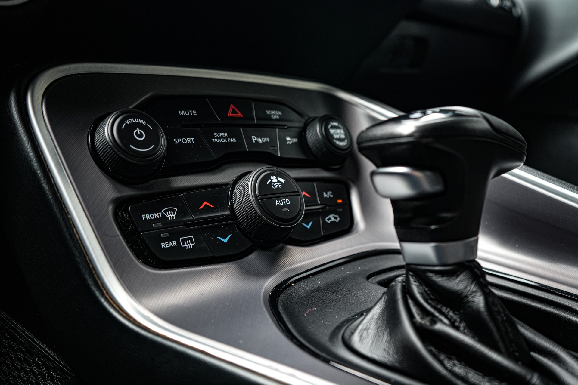 /firstmotors/2022-Dodge-Challenger-4451021019036936.jpg