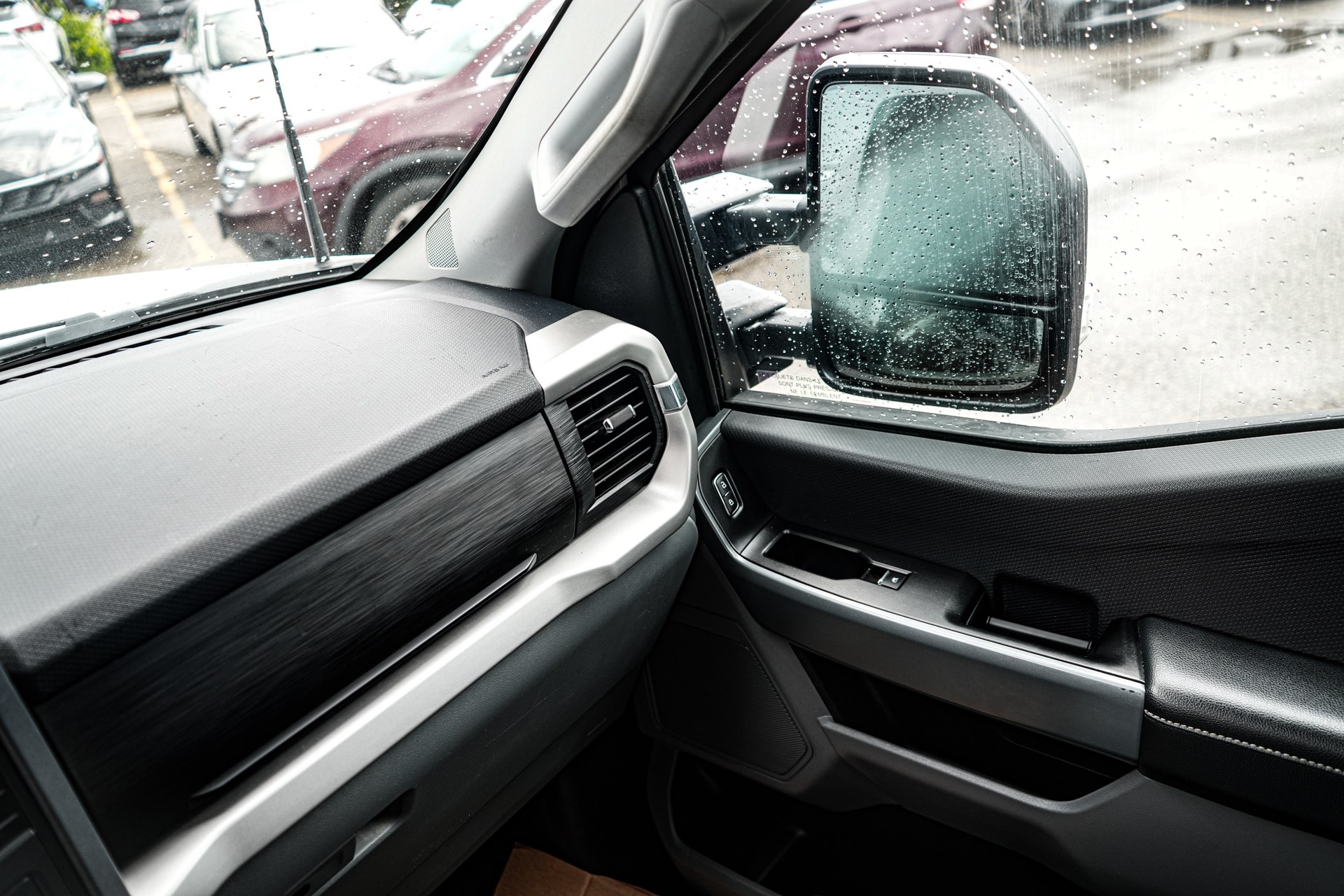 /firstmotors/2022-Ford-F-150-6330159715588195.jpg
