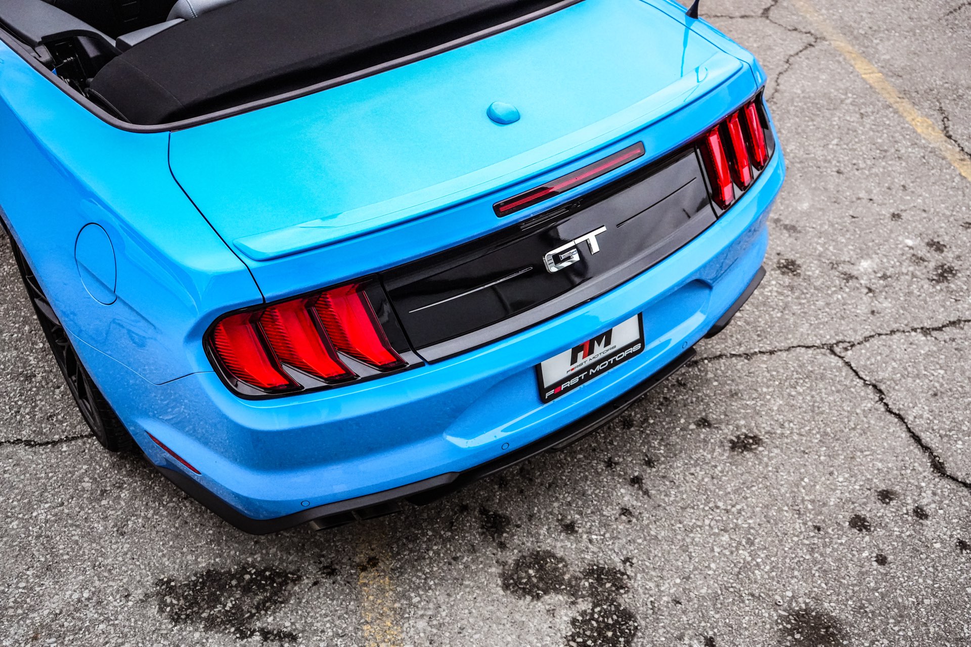 /firstmotors/2022-Ford-Mustang-1493425754911386.jpg