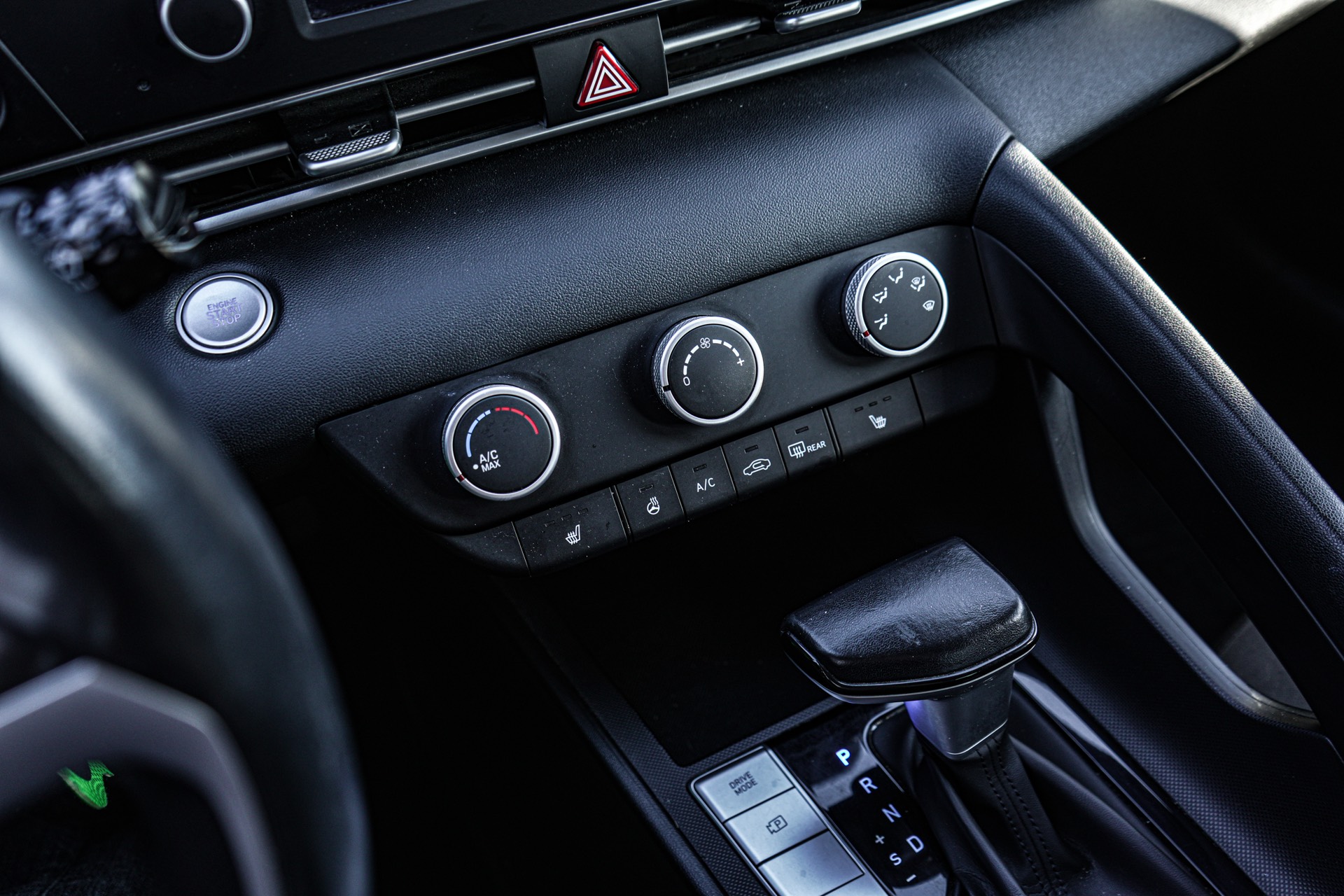 /firstmotors/2022-Hyundai-Elantra-6236896476227933.jpg