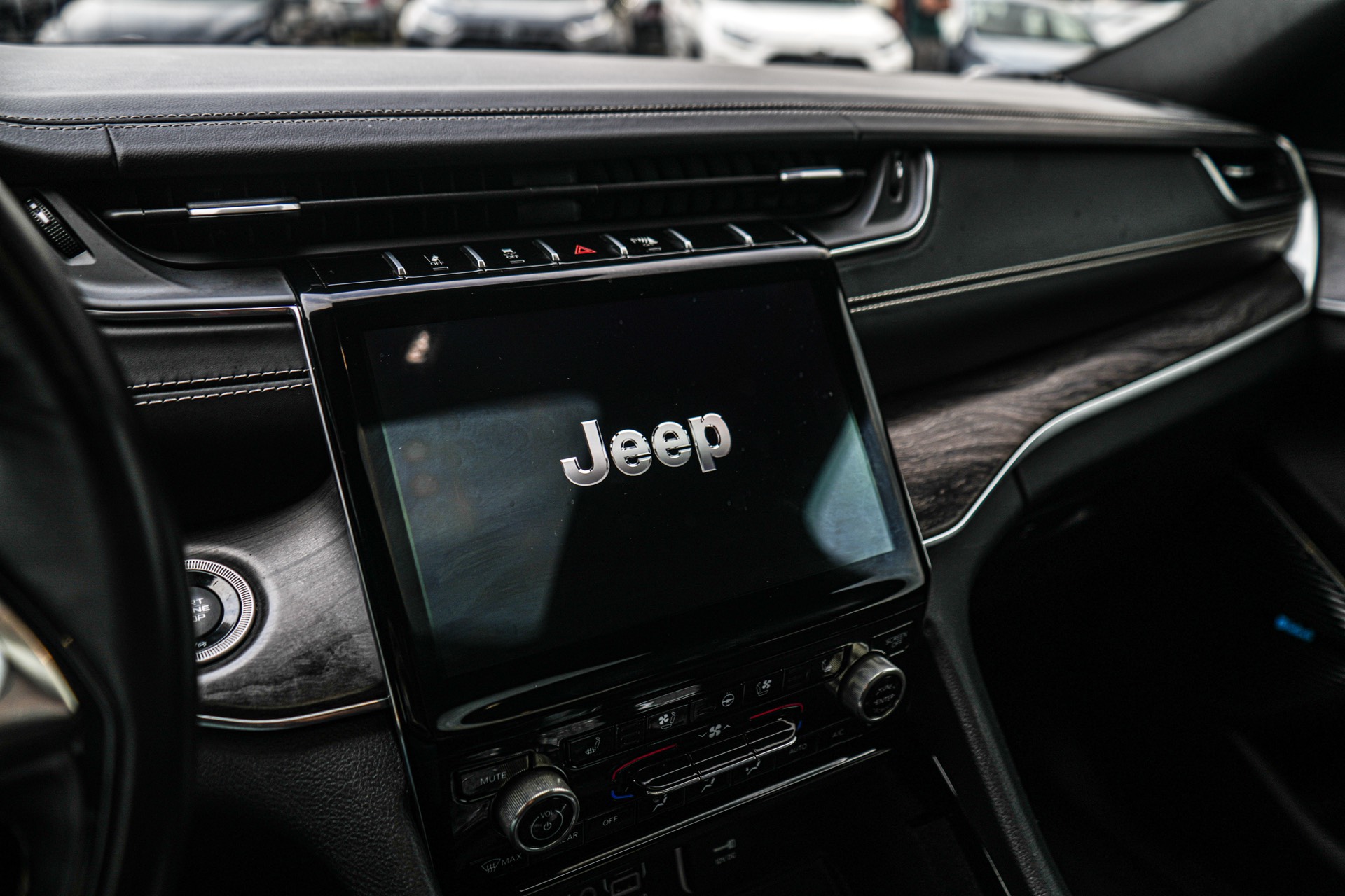 /firstmotors/2022-Jeep-GrandCherokee-9133721748527184.jpg
