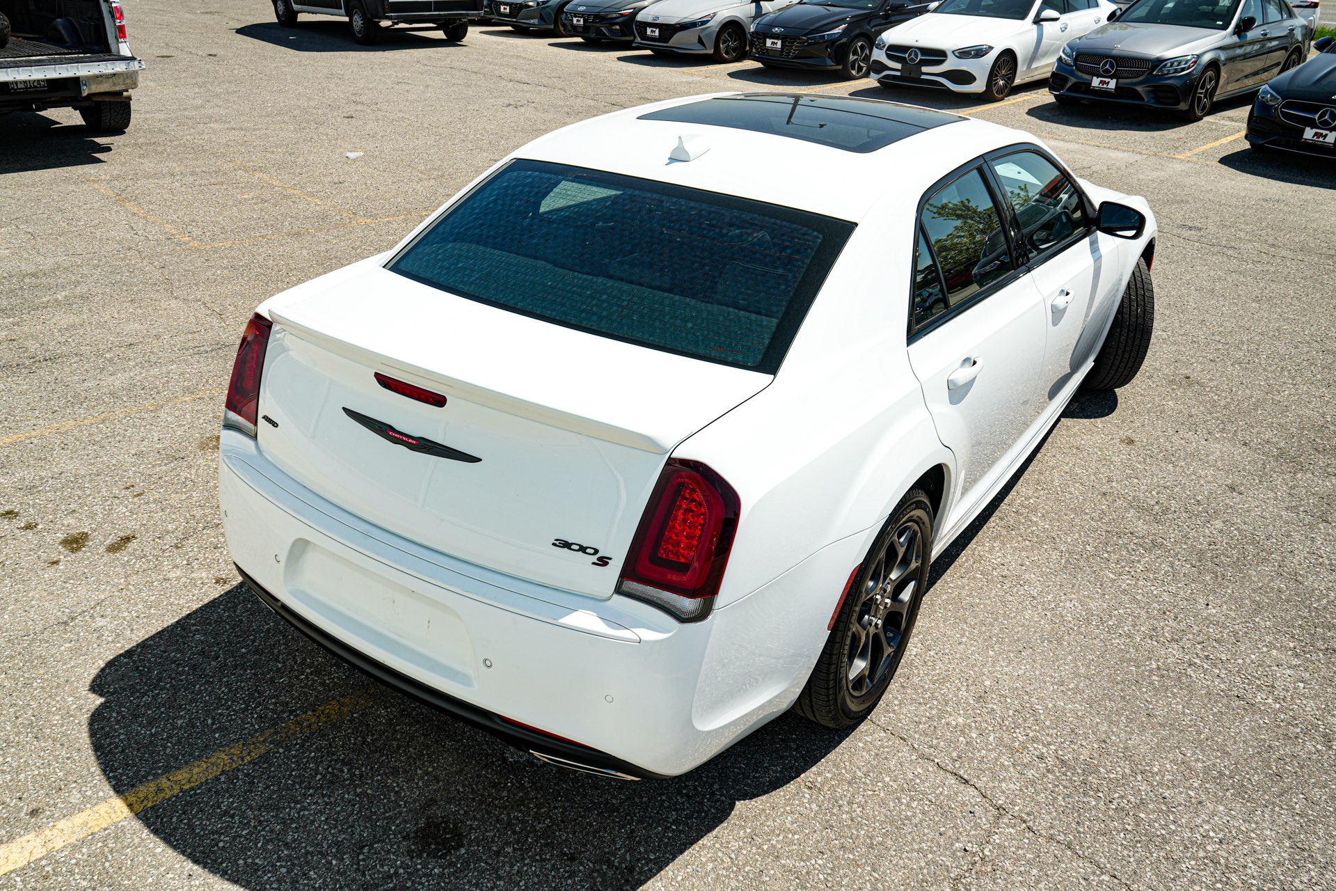 /firstmotors/2023-Chrysler-300-554028147930294.jpg