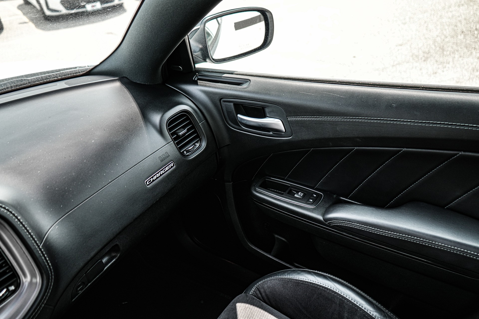 /firstmotors/2023-Dodge-Charger-31132308274330045.jpg