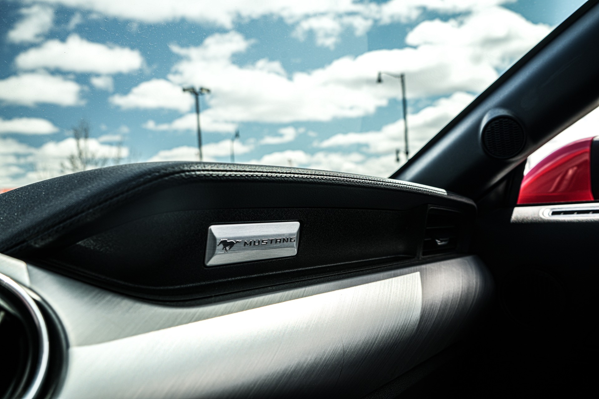 /firstmotors/2023-Ford-Mustang-9419326723944081.jpg