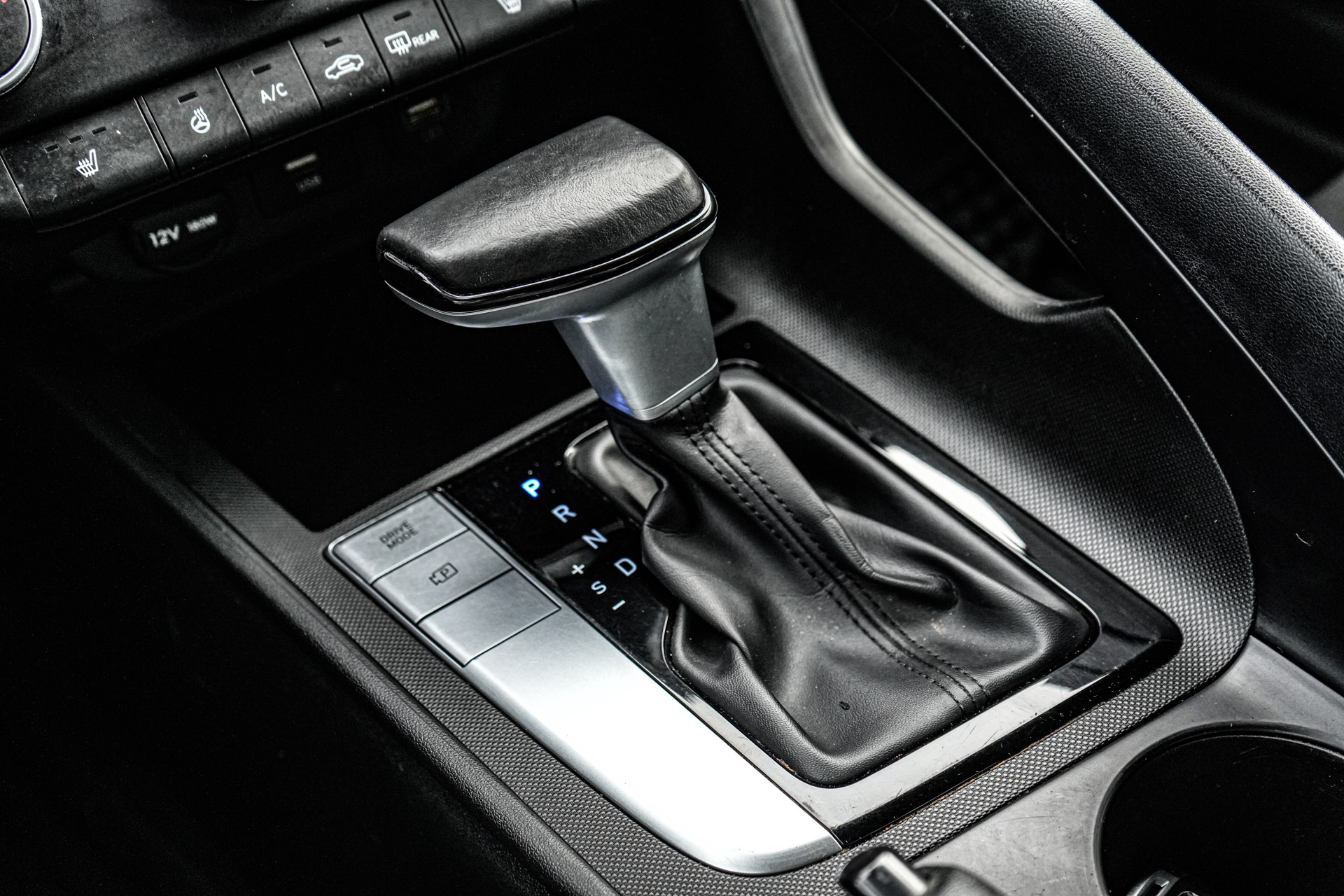 /firstmotors/2023-Hyundai-Elantra-19491876864909385.jpg