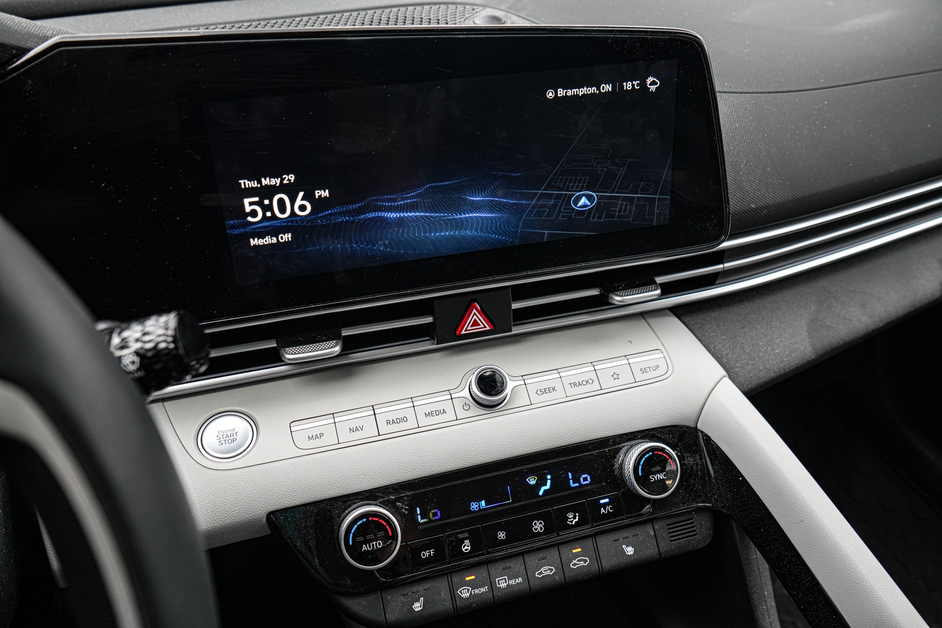 /firstmotors/2023-Hyundai-Elantra-2323030970978135.jpg