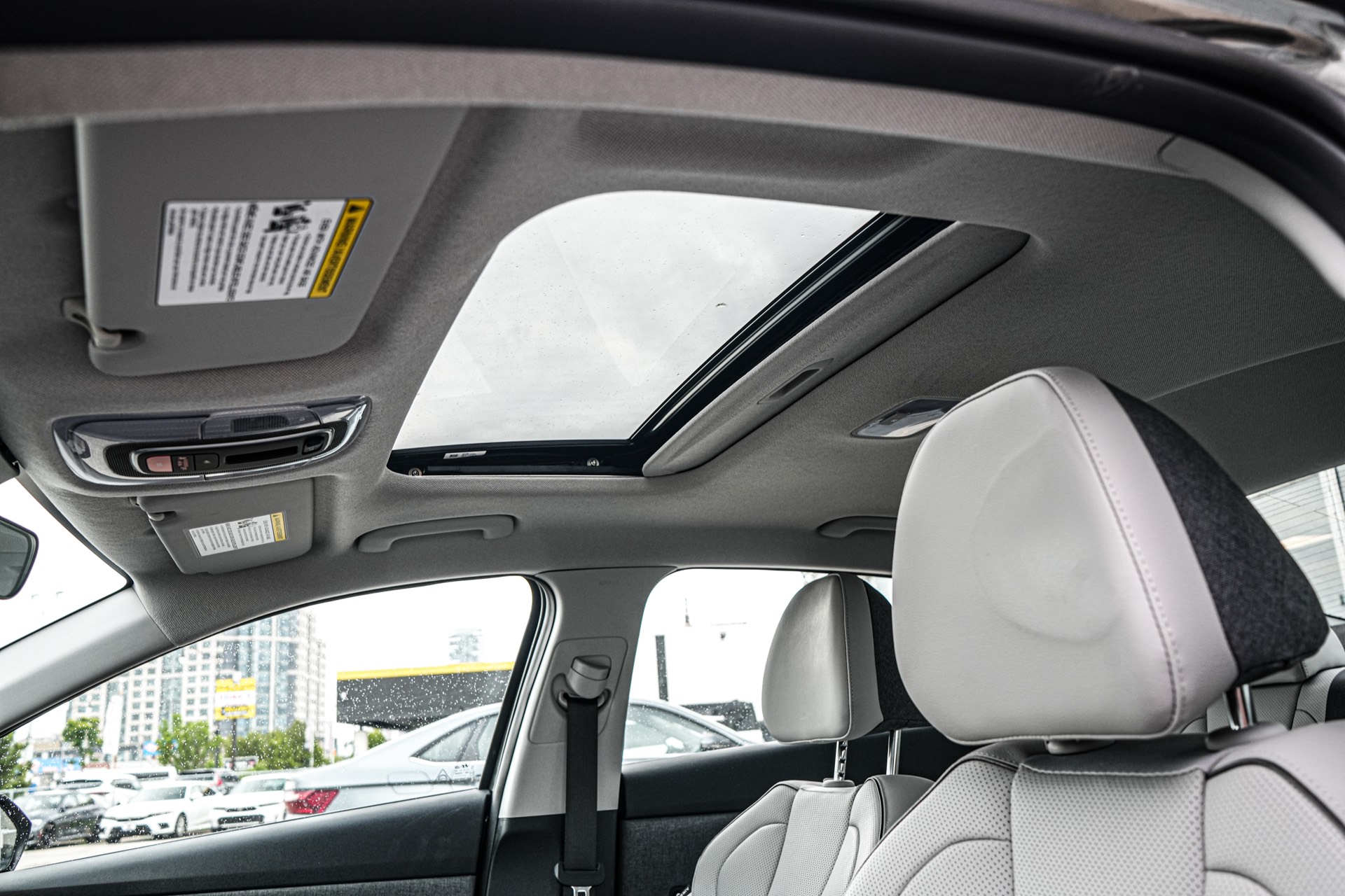 /firstmotors/2023-Hyundai-Elantra-40425122652561574.jpg